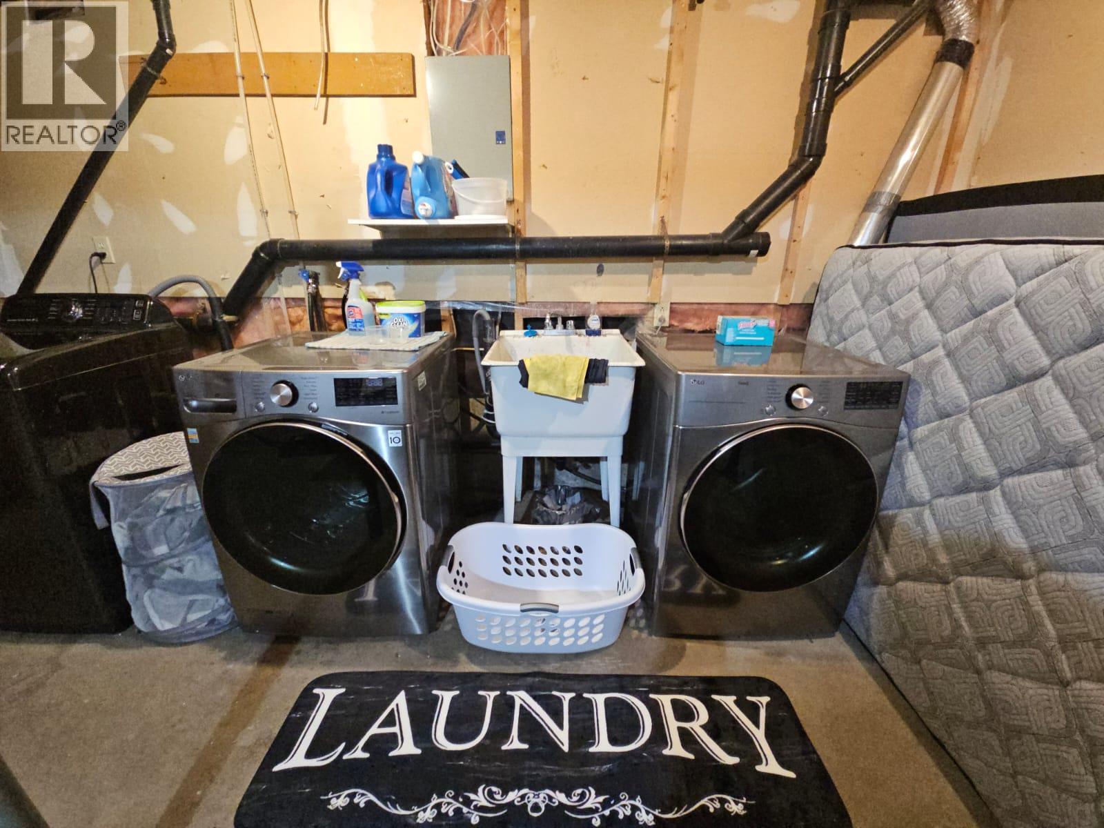 8 Sentinal Place, Tumbler Ridge, British Columbia  V0C 2W0 - Photo 80 - 10366873