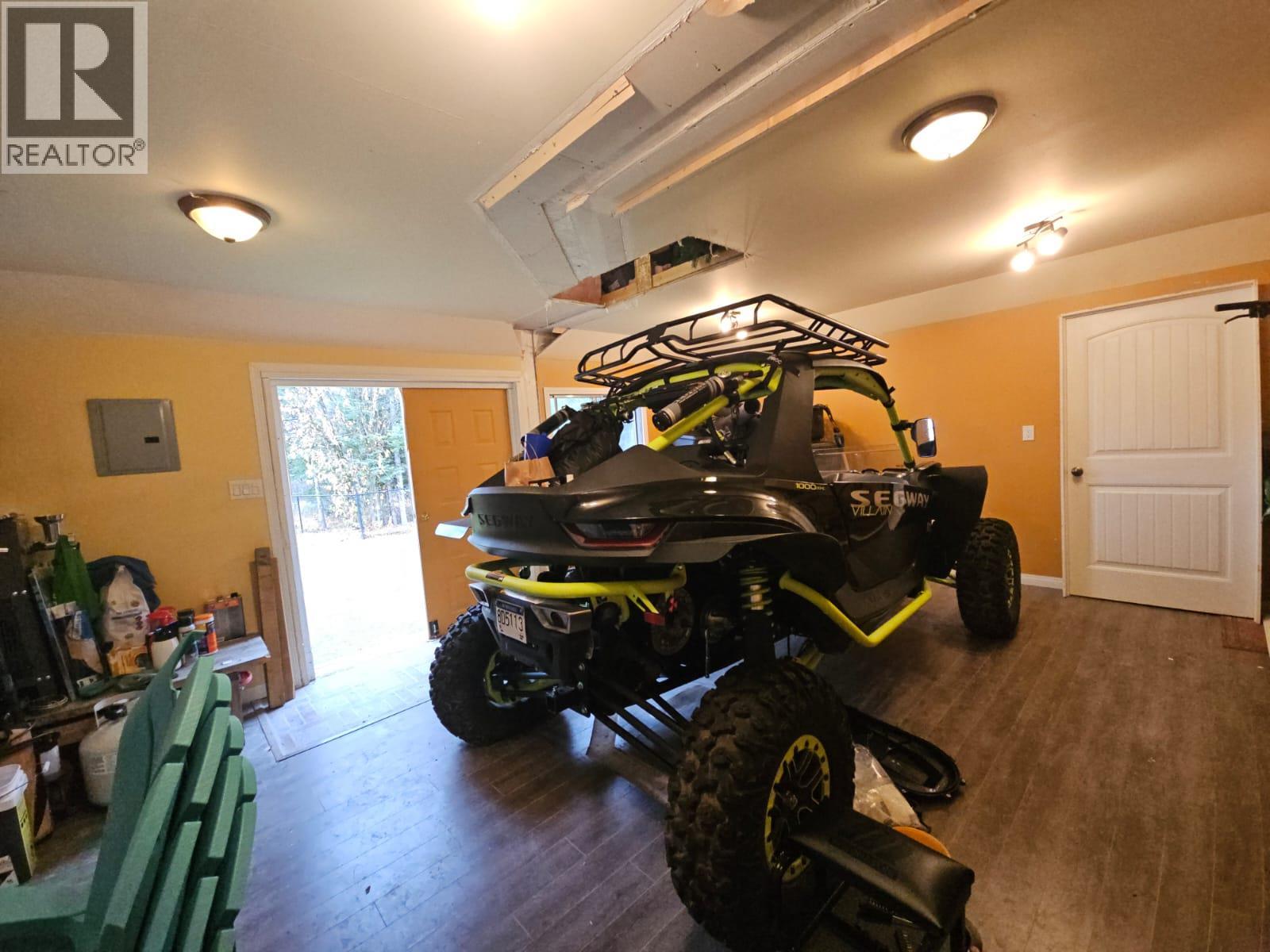 8 Sentinal Place, Tumbler Ridge, British Columbia  V0C 2W0 - Photo 83 - 10366873