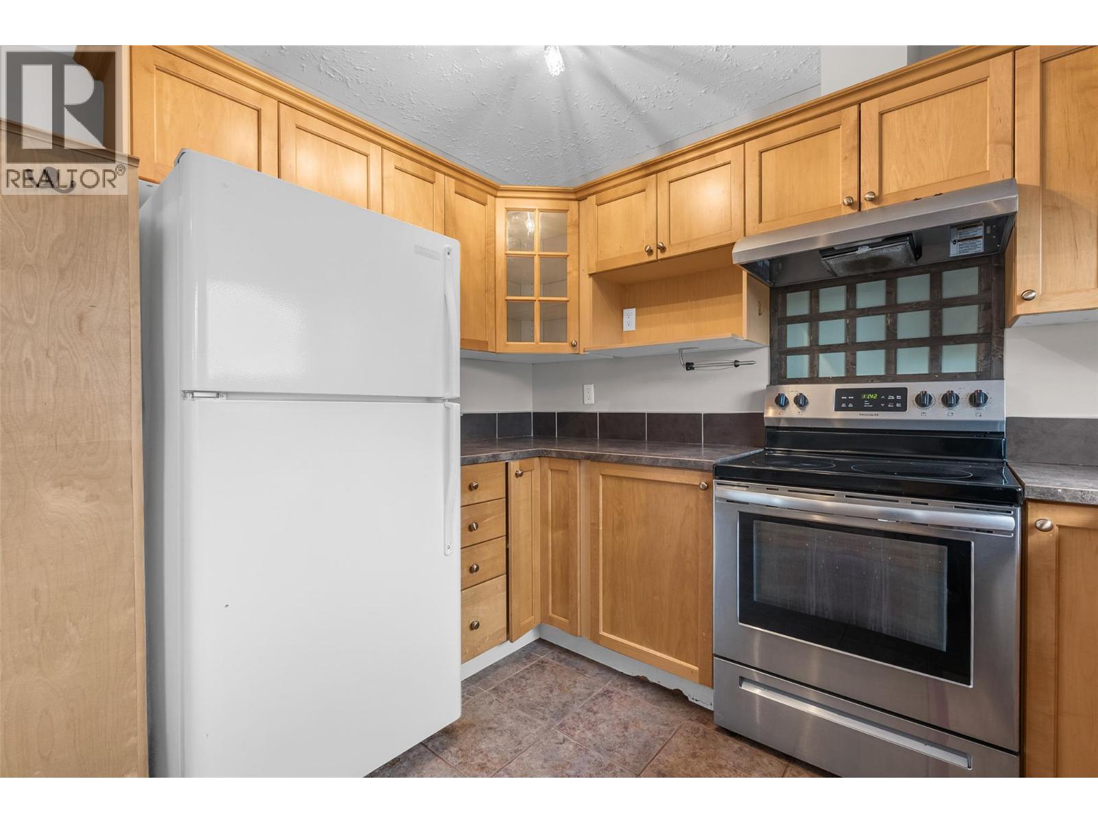 335 Nechiefman Street, Princeton, British Columbia  V0X 1W0 - Photo 15 - 10366866