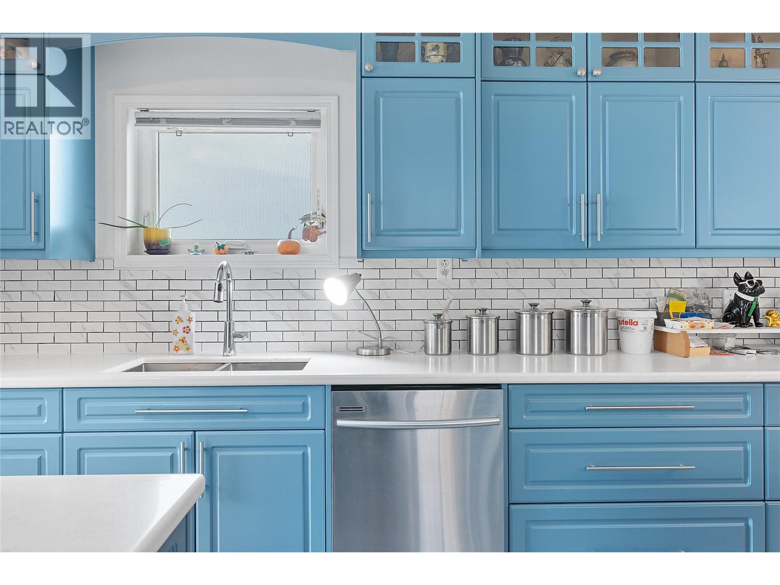 1277 Mountain View Road, Spallumcheen, British Columbia  V4Y 0S3 - Photo 11 - 10366823