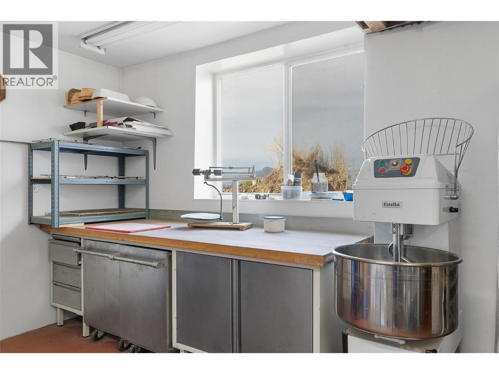 1277 Mountain View Road, Spallumcheen, British Columbia  V4Y 0S3 - Photo 28 - 10366823