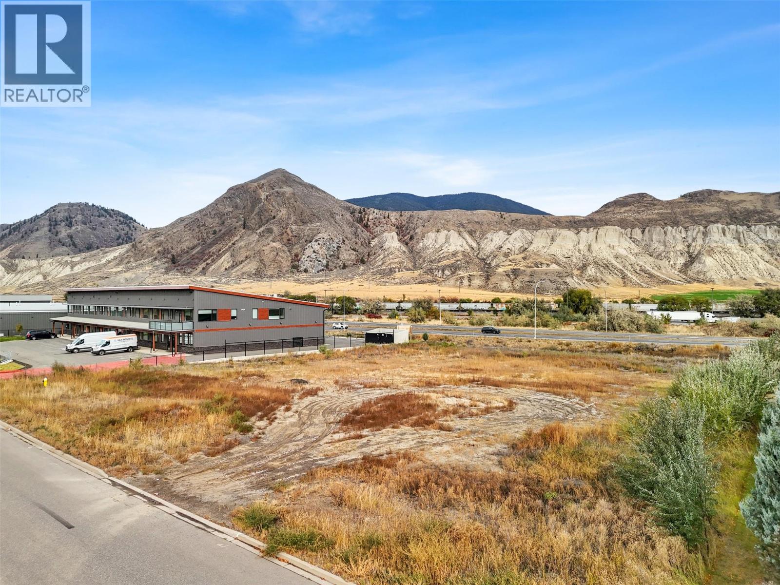 7480 Dallas Road, Kamloops, British Columbia  V1B 2J6 - Photo 4 - 10365292