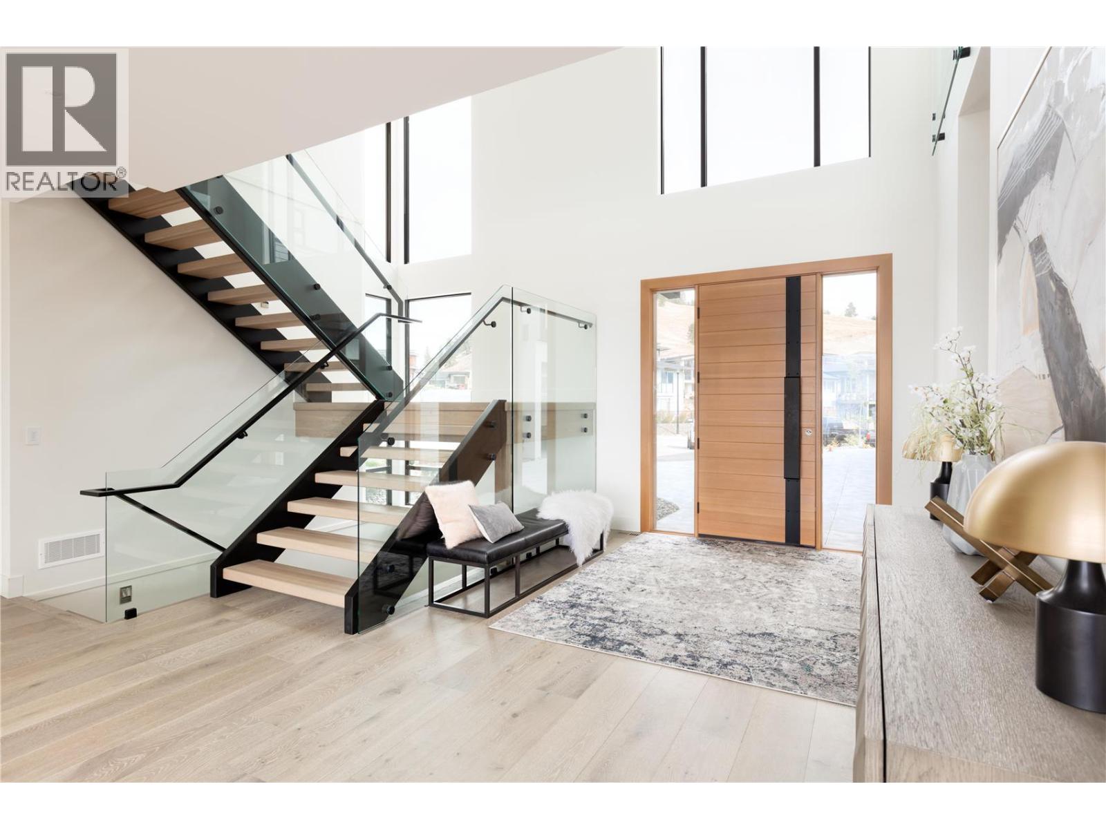 1372 Mine Hill Drive, Kelowna, British Columbia  V1P 1S5 - Photo 6 - 10366832