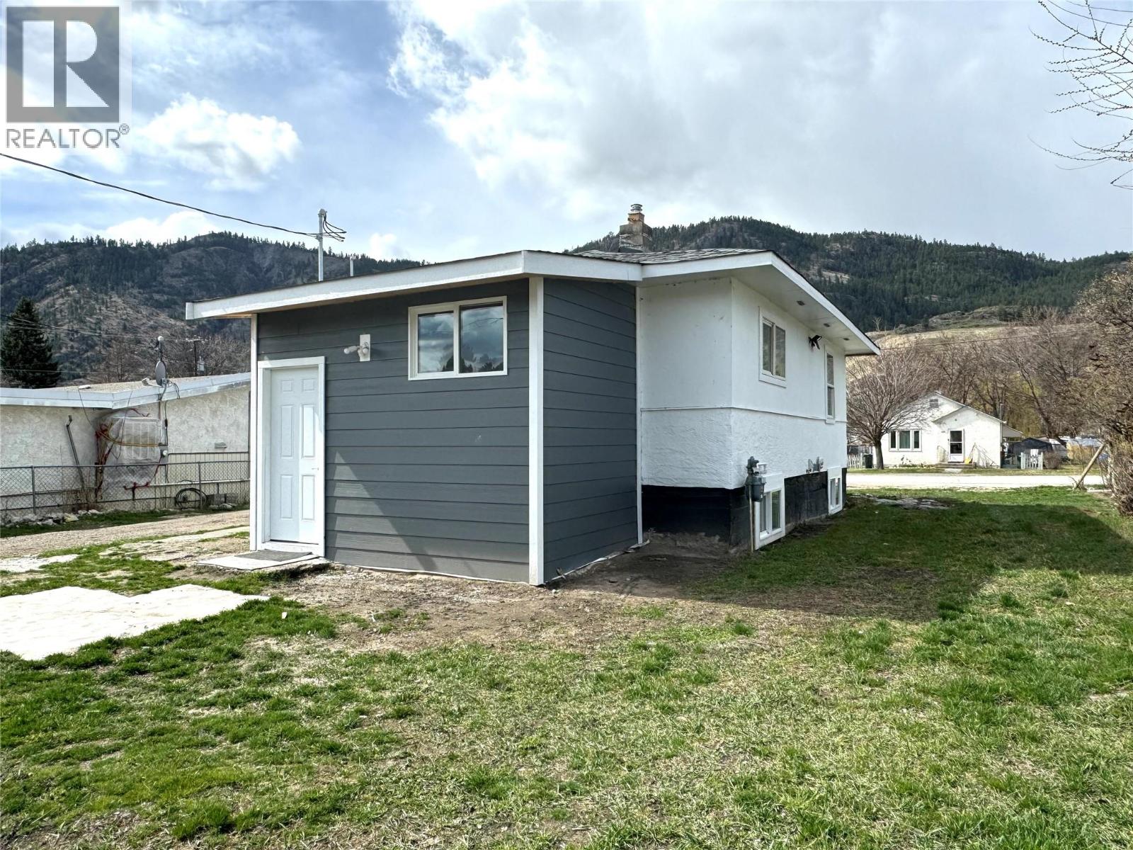 1021 Willow Street, Okanagan Falls, British Columbia  V0H 1R4 - Photo 35 - 10366857