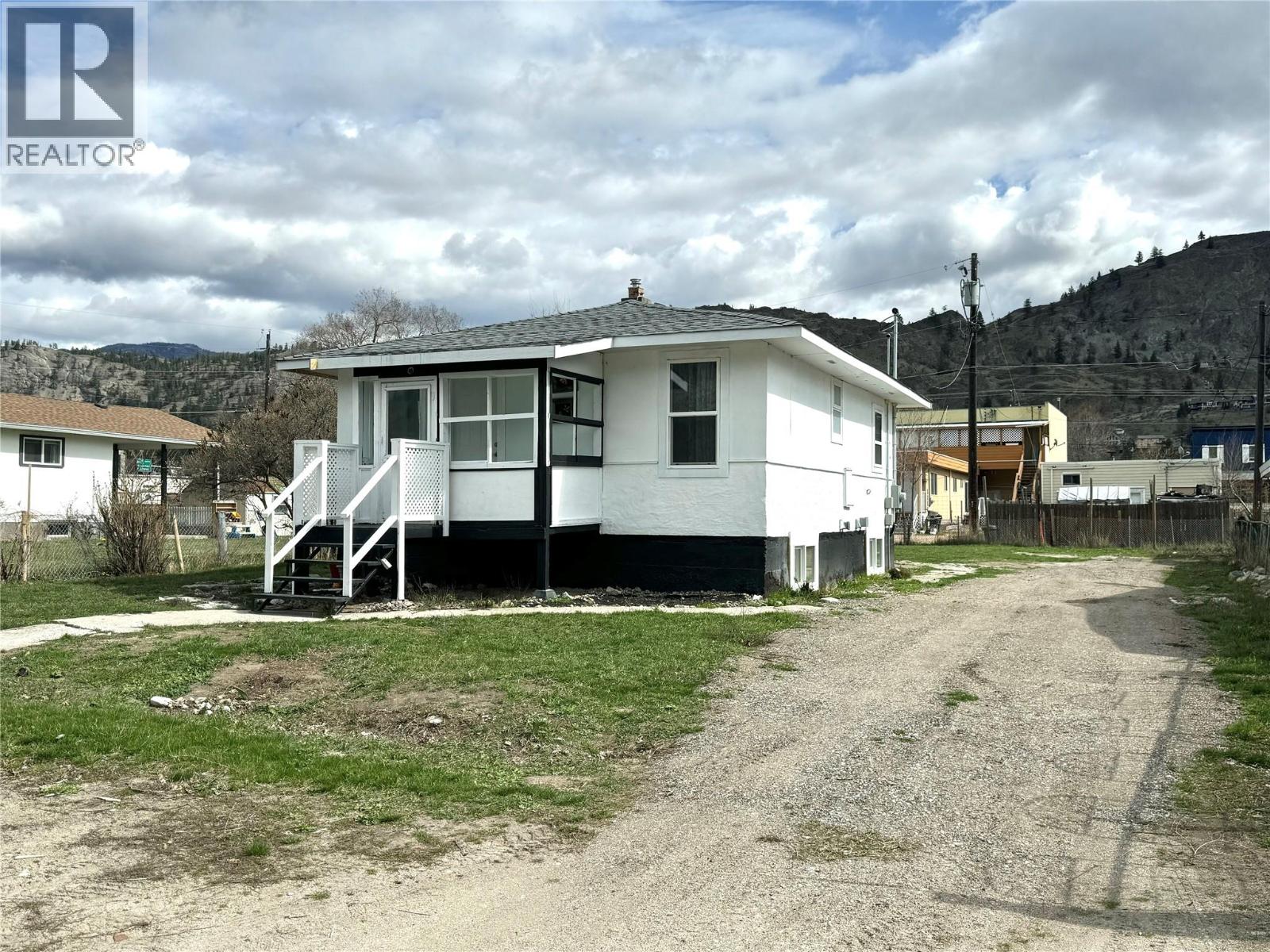 1021 Willow Street, Okanagan Falls, British Columbia  V0H 1R4 - Photo 36 - 10366857