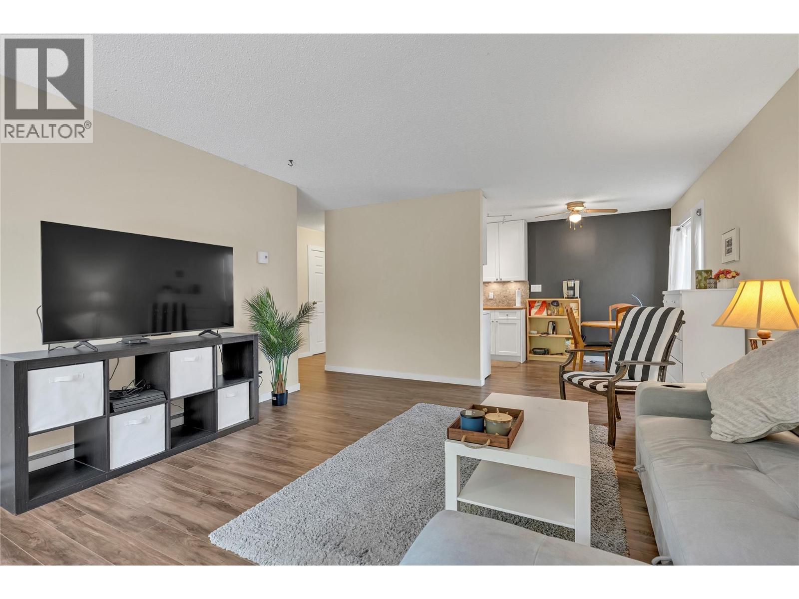 110 Skaha Place Unit# 310, Penticton, British Columbia  V2A 7L1 - Photo 7 - 10366727