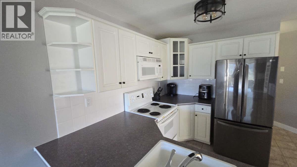 5052 Riverview Road Unit# 4013a, Fairmont Hot Springs, British Columbia  V0B 1L1 - Photo 8 - 10366883