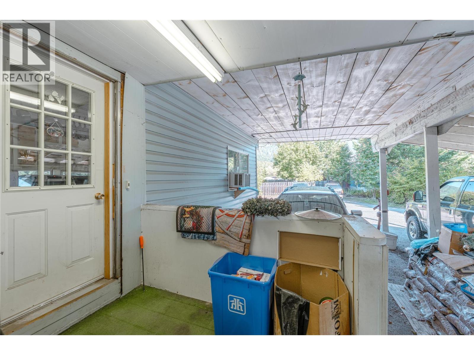 419 Edward Street, Revelstoke, British Columbia  V0E 2S0 - Photo 23 - 10363086