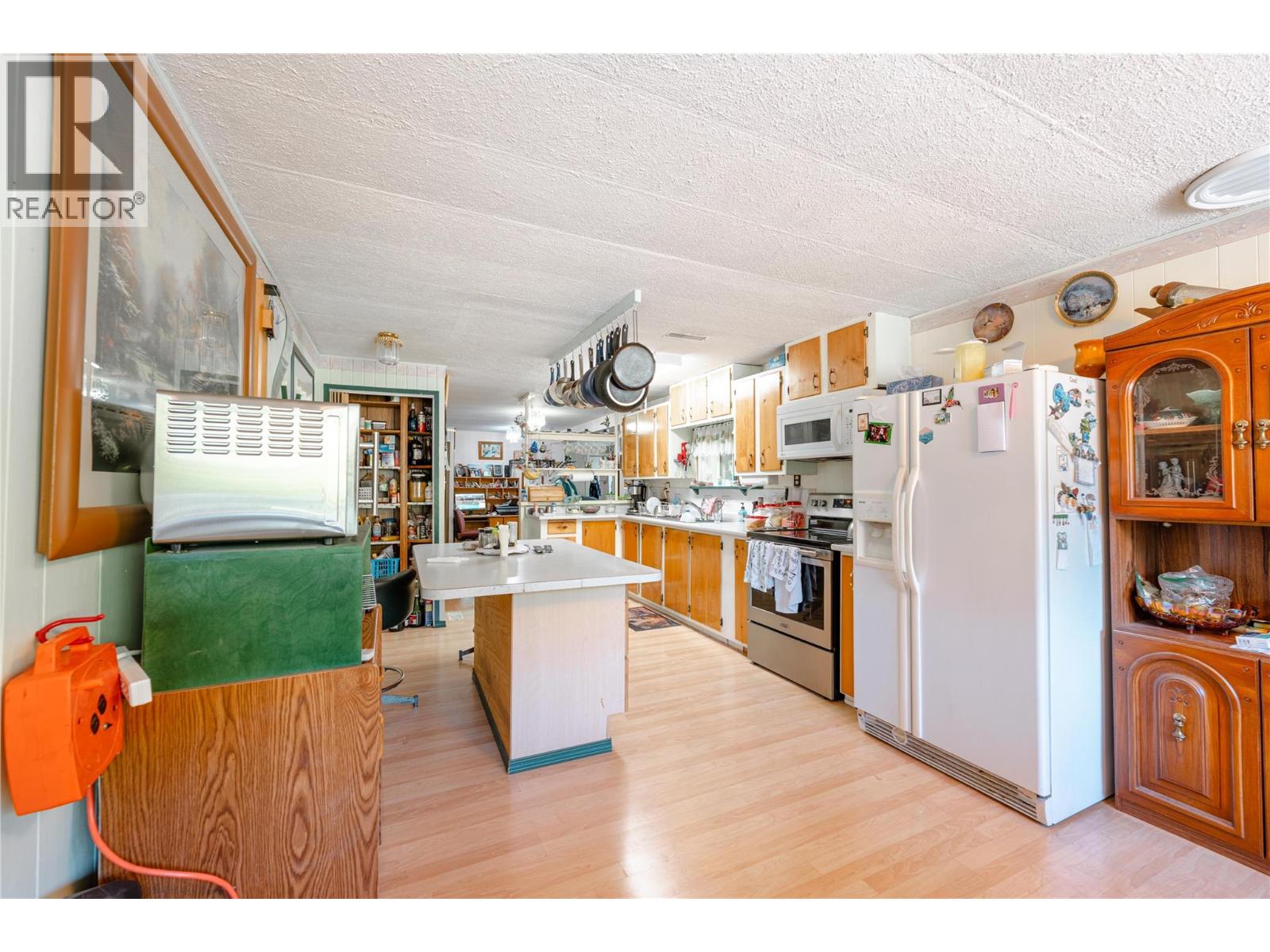 419 Edward Street, Revelstoke, British Columbia  V0E 2S0 - Photo 8 - 10363086