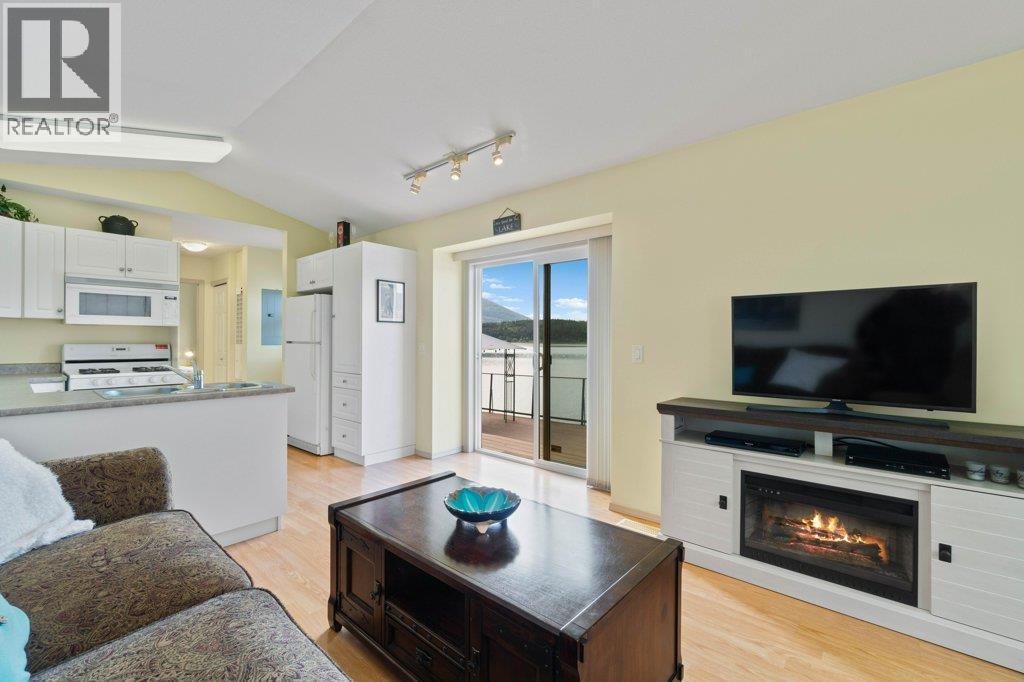 4109 Hacking Road Unit# 4, Tappen, British Columbia  V0E 2X1 - Photo 9 - 10366779