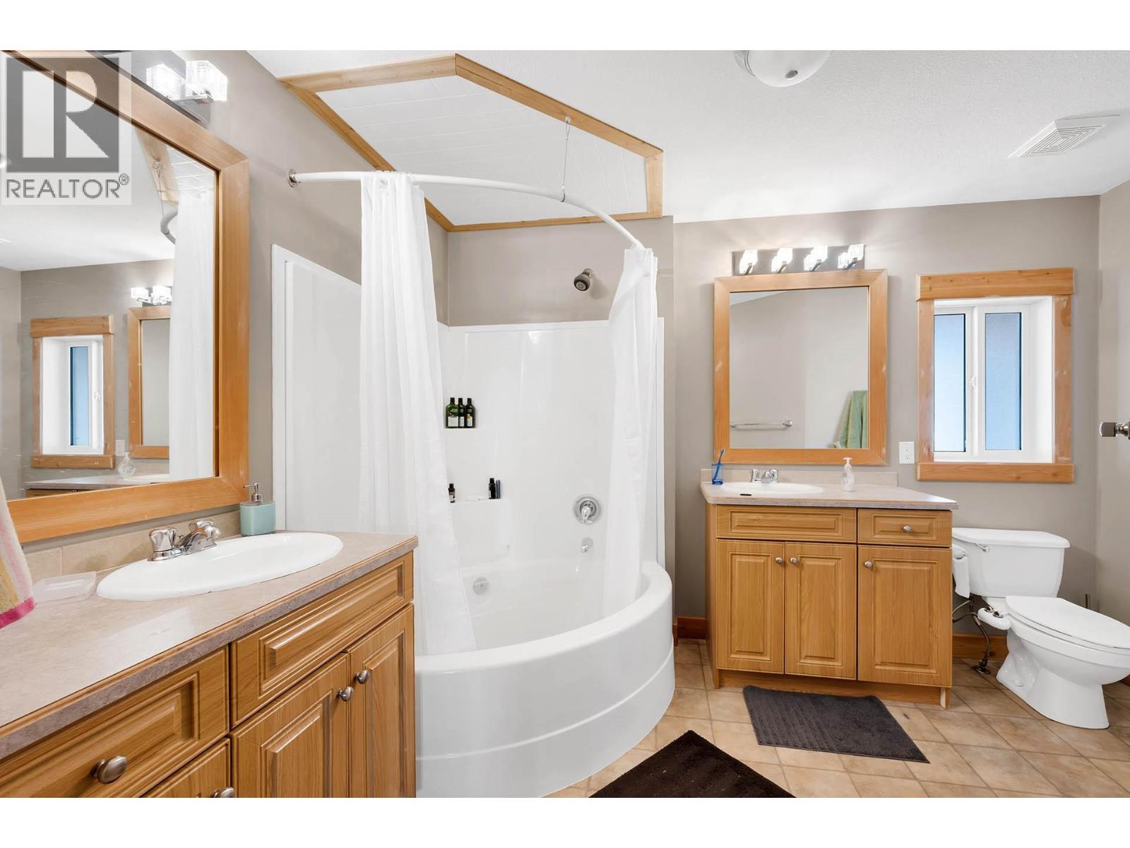 5873 Lac Le Jeune Road, Kamloops, British Columbia  V1S 1Y8 - Photo 16 - 10366882