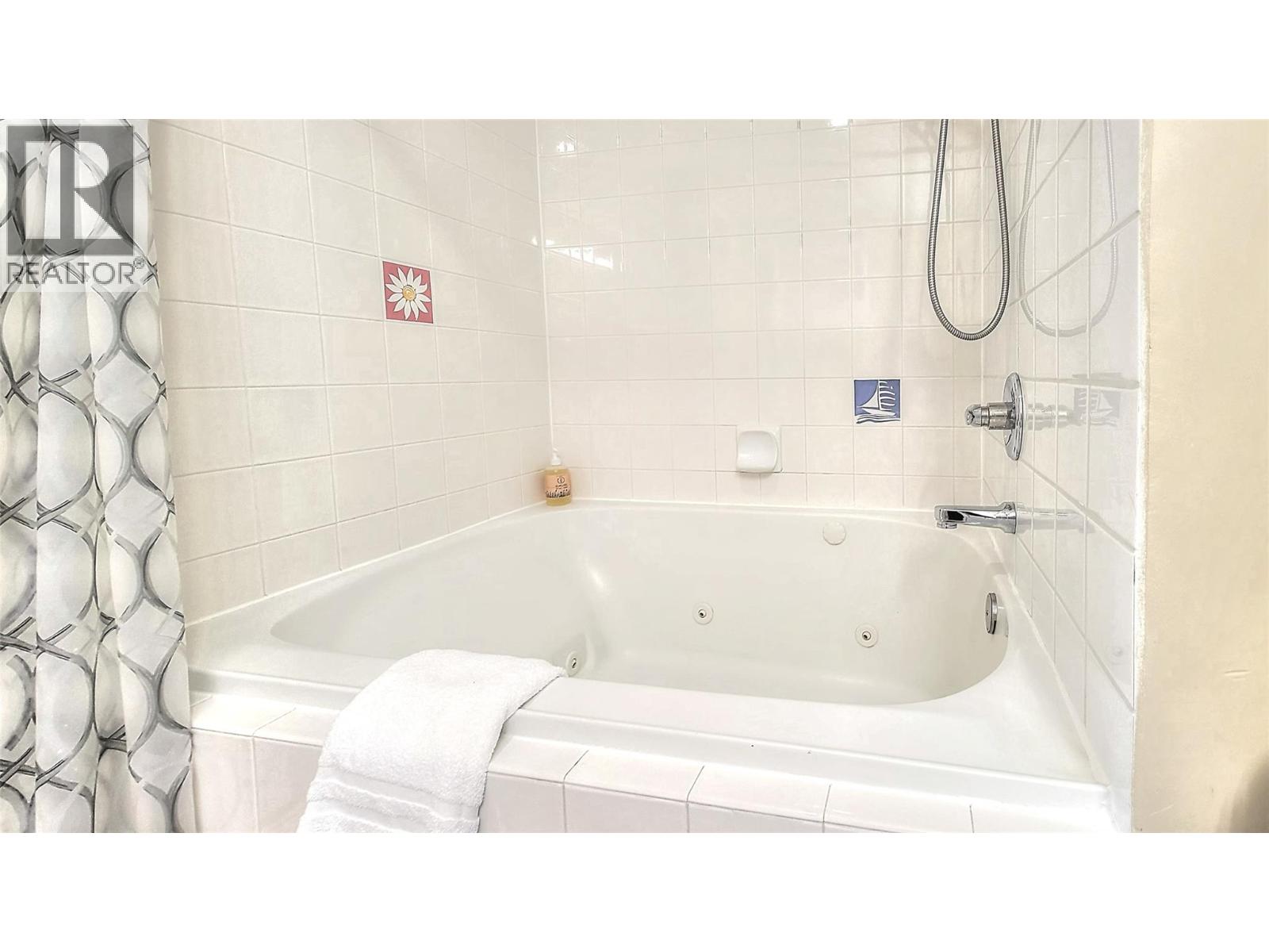 5052 Riverview Road Unit# 1010a, Fairmont Hot Springs, British Columbia  V0B 1L1 - Photo 27 - 10366568