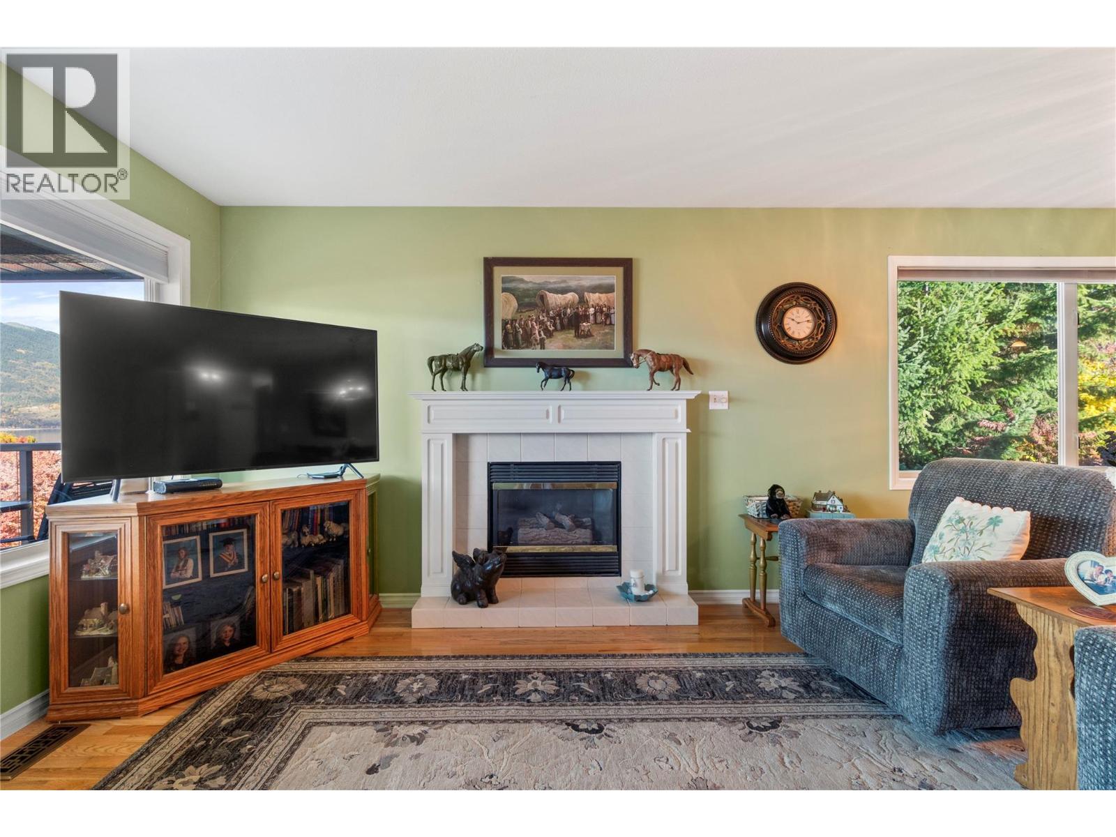 4483 14 Street Ne, Salmon Arm, British Columbia  V1E 1P9 - Photo 7 - 10366752