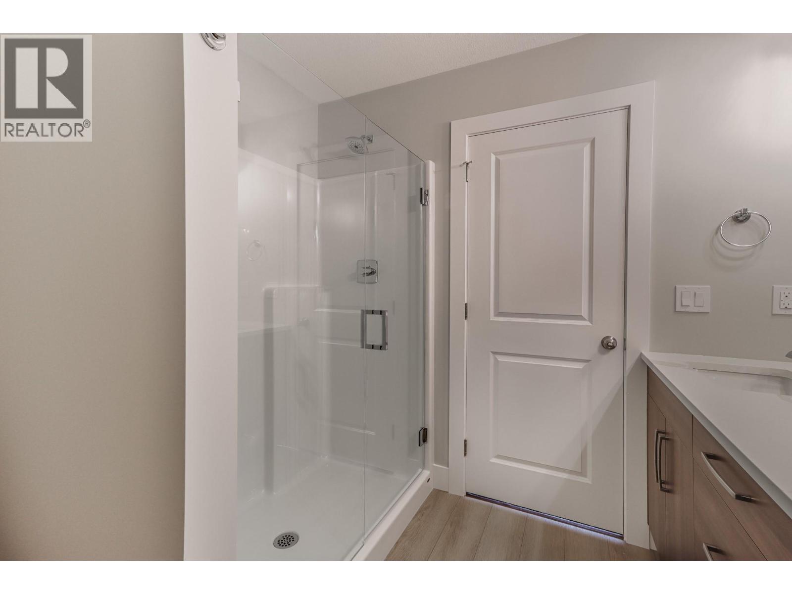 208 Corral Boulevard, Cranbrook, British Columbia  V1C 0C2 - Photo 14 - 10366906