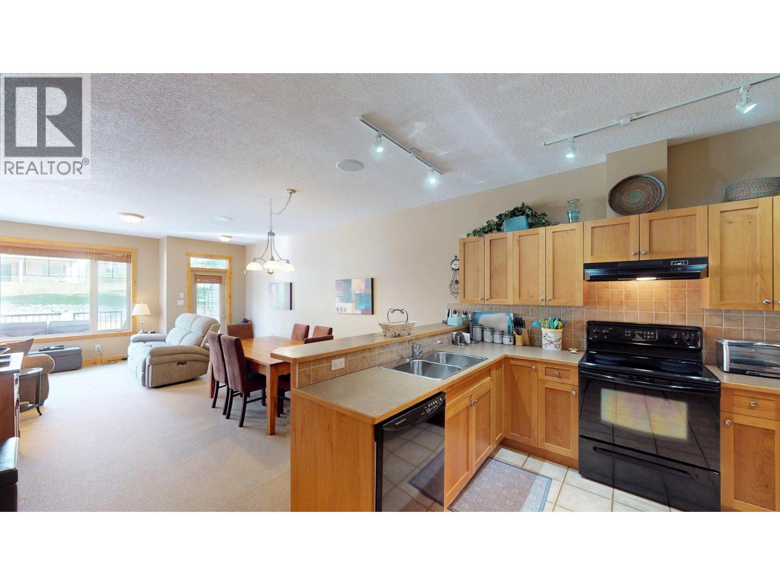 4886 Ridge Road, Radium Hot Springs, British Columbia  V0A 1M0 - Photo 23 - 10366875