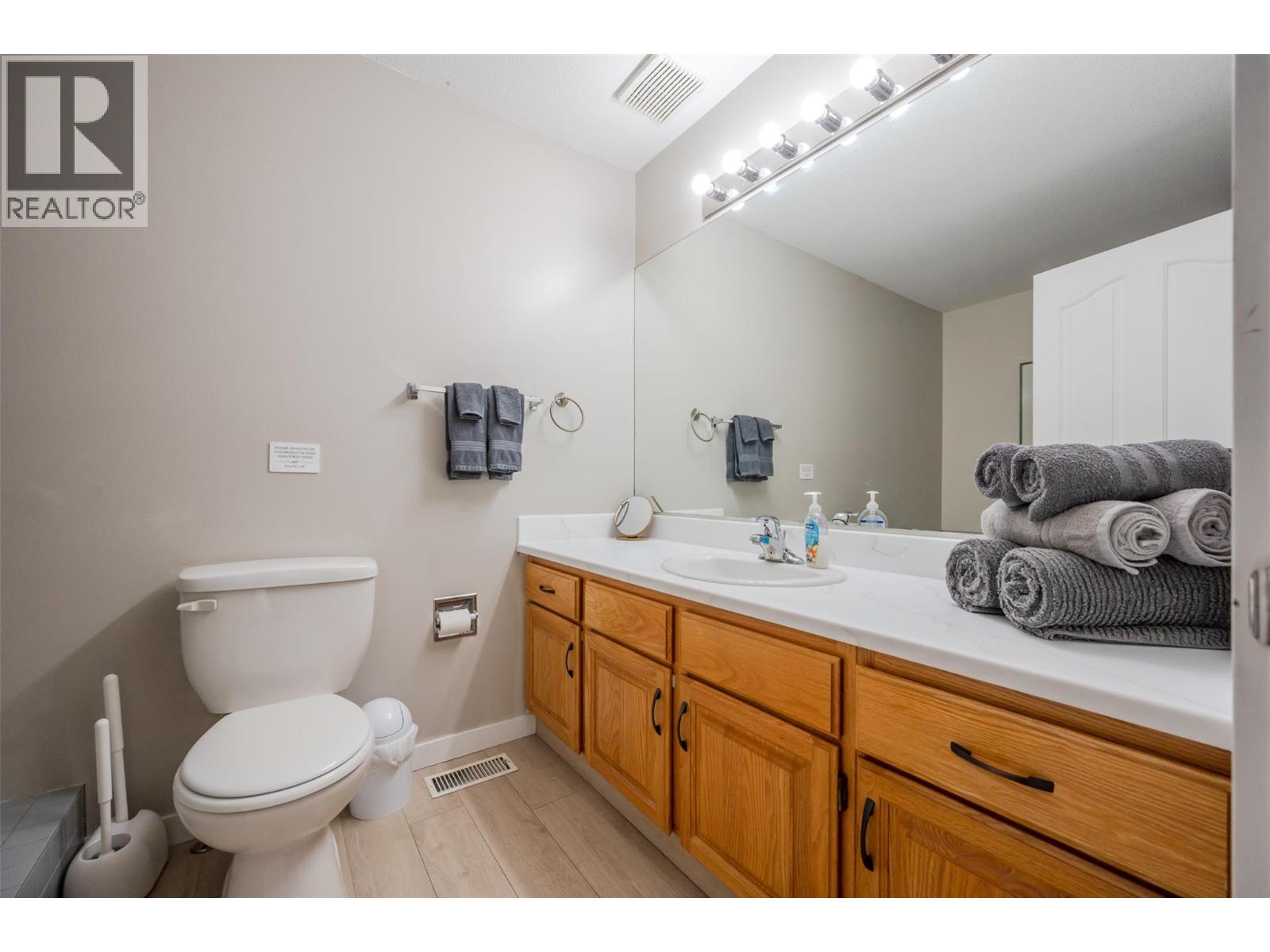 138 Evergreen Crescent, Penticton, British Columbia  V2A 7Y5 - Photo 14 - 10366533