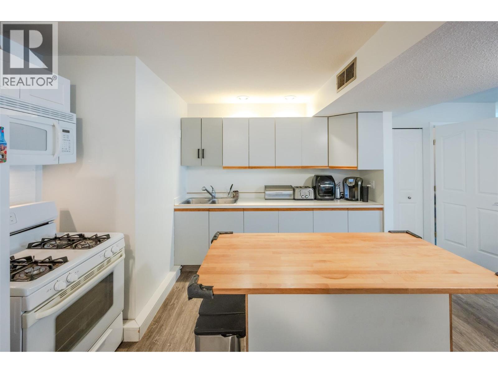 138 Evergreen Crescent, Penticton, British Columbia  V2A 7Y5 - Photo 70 - 10366533