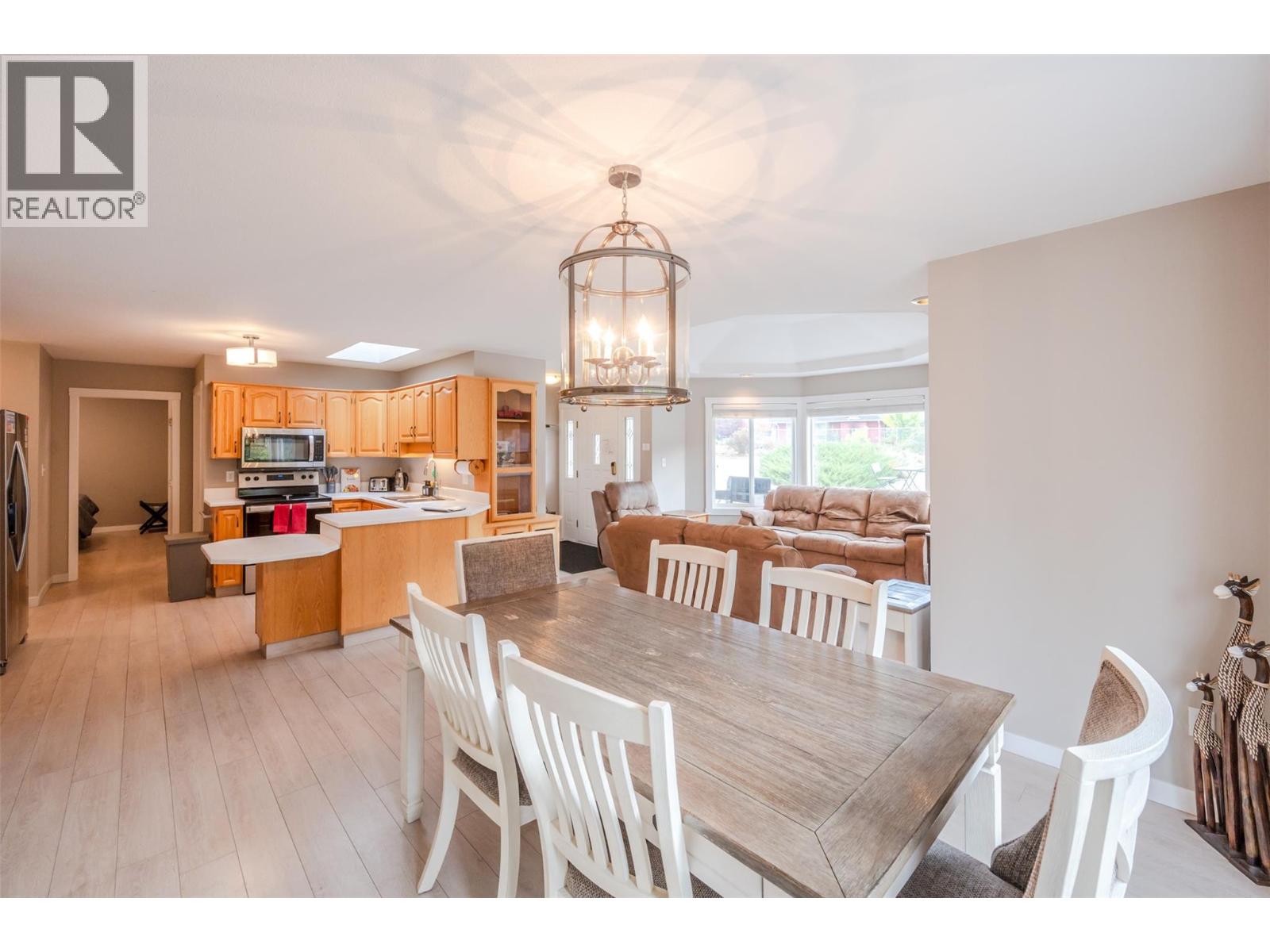 138 Evergreen Crescent, Penticton, British Columbia  V2A 7Y5 - Photo 8 - 10366533