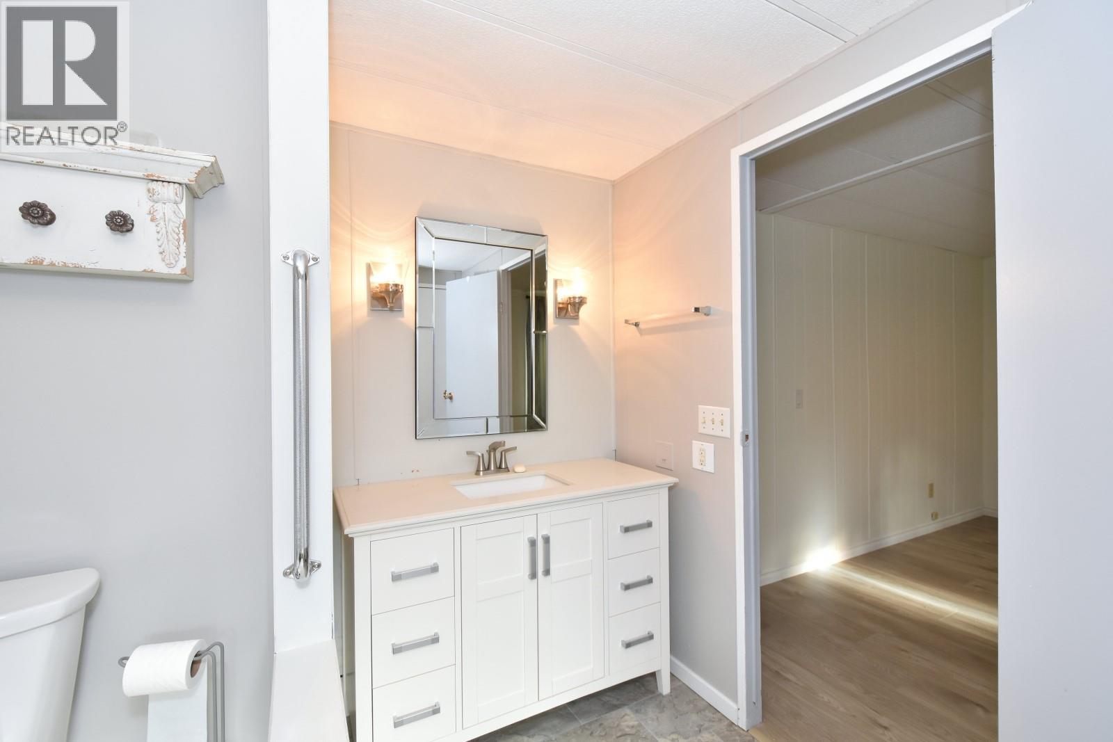 2930 Brown Road Unit# 21, Salmon Arm, British Columbia  V1E 3K3 - Photo 28 - 10366656