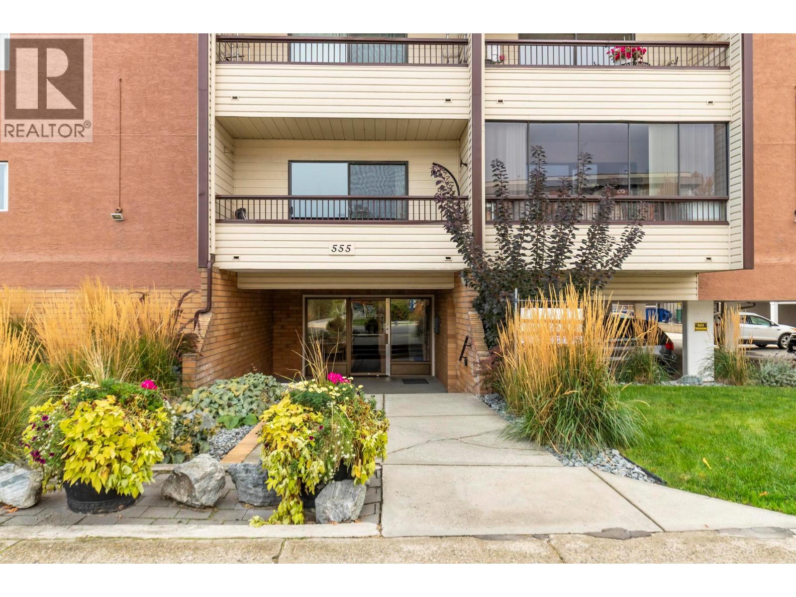 555 Rowcliffe Avenue Unit# 403, Kelowna, British Columbia  V1Y 5Y8 - Photo 2 - 10366898