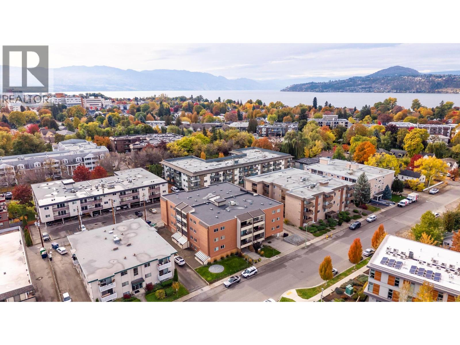 555 Rowcliffe Avenue Unit# 403, Kelowna, British Columbia  V1Y 5Y8 - Photo 3 - 10366898