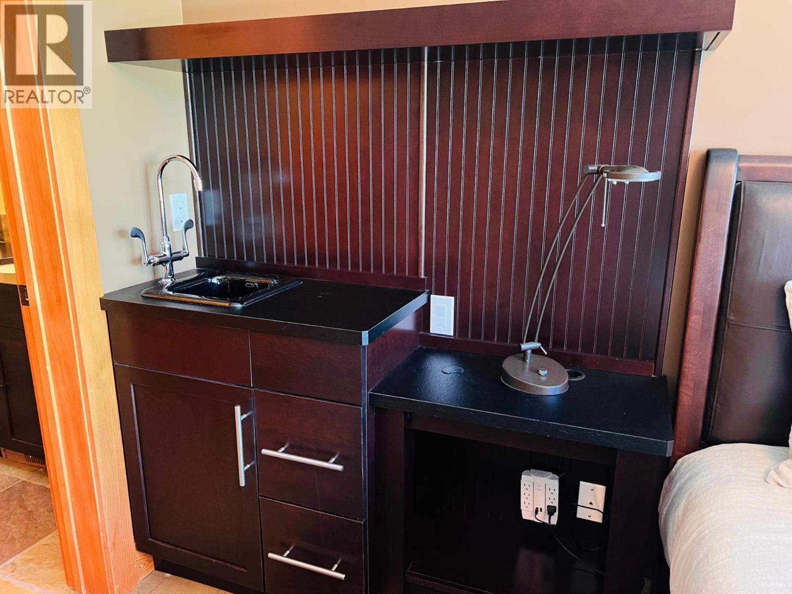 2557 Ledgerock Ridge, Invermere, British Columbia  V0A 1K6 - Photo 52 - 10366803