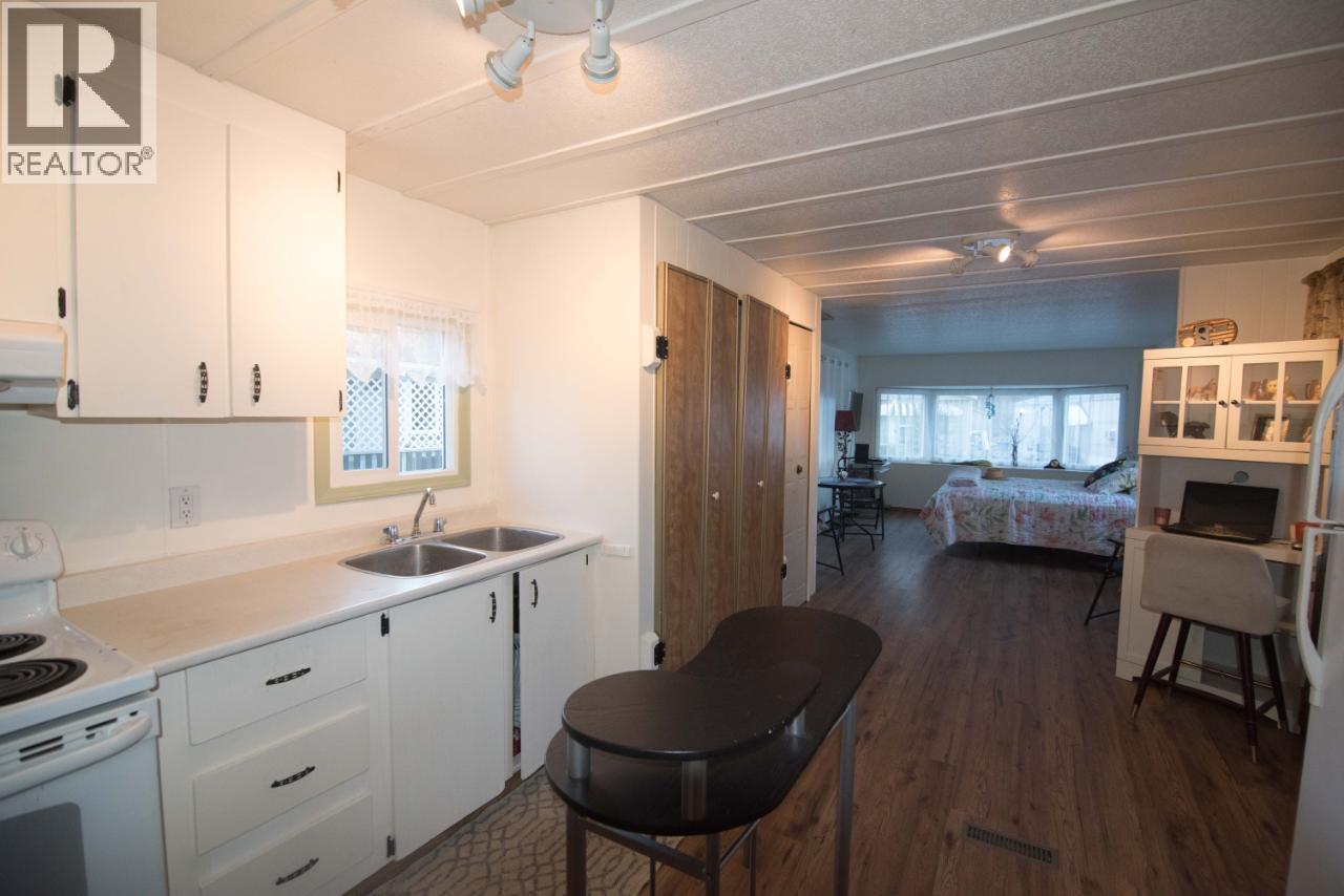 1055 Old Cariboo Road Unit# 13, Cache Creek, British Columbia  V0K 1H0 - Photo 2 - 10366958