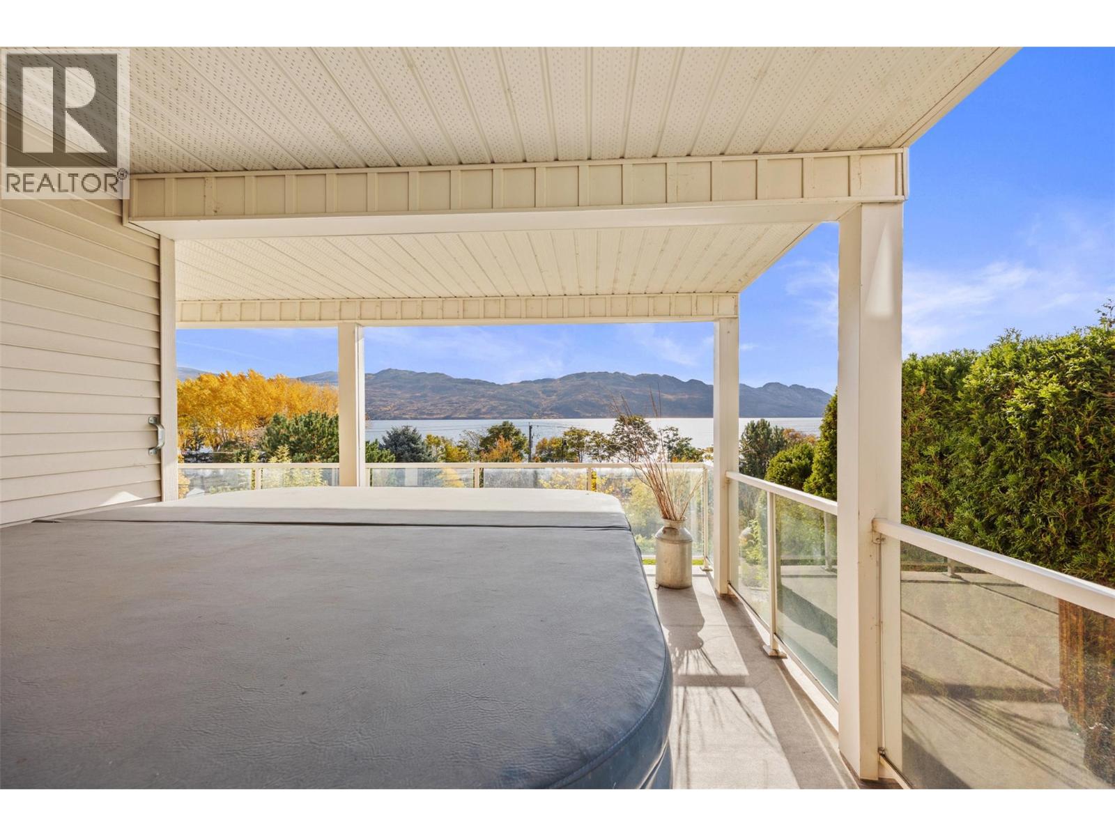 2100 Boucherie Road Unit# 28, West Kelowna, British Columbia  V4T 2X1 - Photo 38 - 10366769