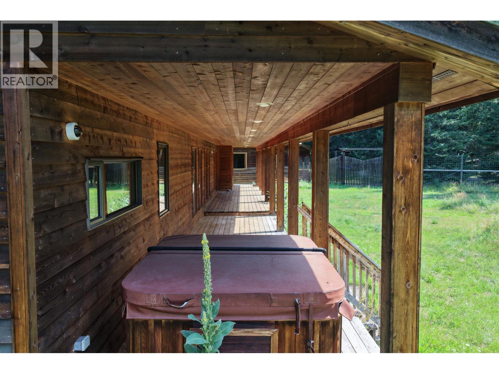 152 Talbot Road, Nelway, British Columbia  V0G 1Z0 - Photo 11 - 10366984