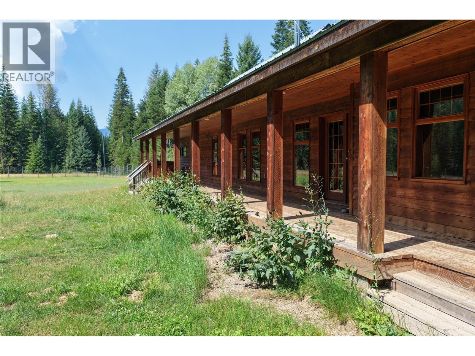 152 Talbot Road, Nelway, British Columbia  V0G 1Z0 - Photo 14 - 10366984