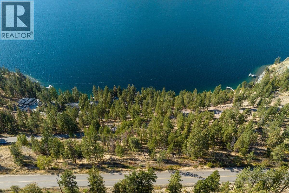 250 Lochview Road, Kelowna, British Columbia  V1V 1G8 - Photo 3 - 10366940