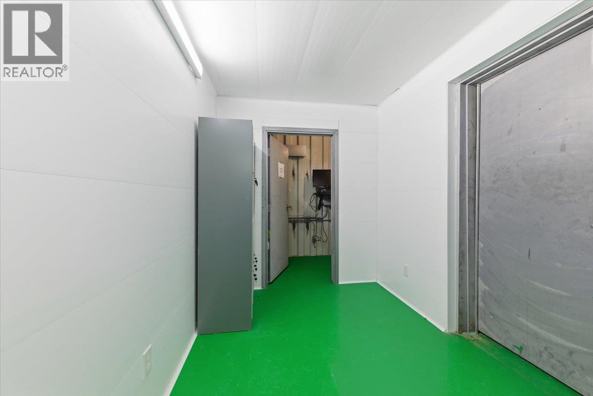 6924 / 6926 Old Kamloops Road, Vernon, British Columbia  V1H 1W1 - Photo 34 - 10366349