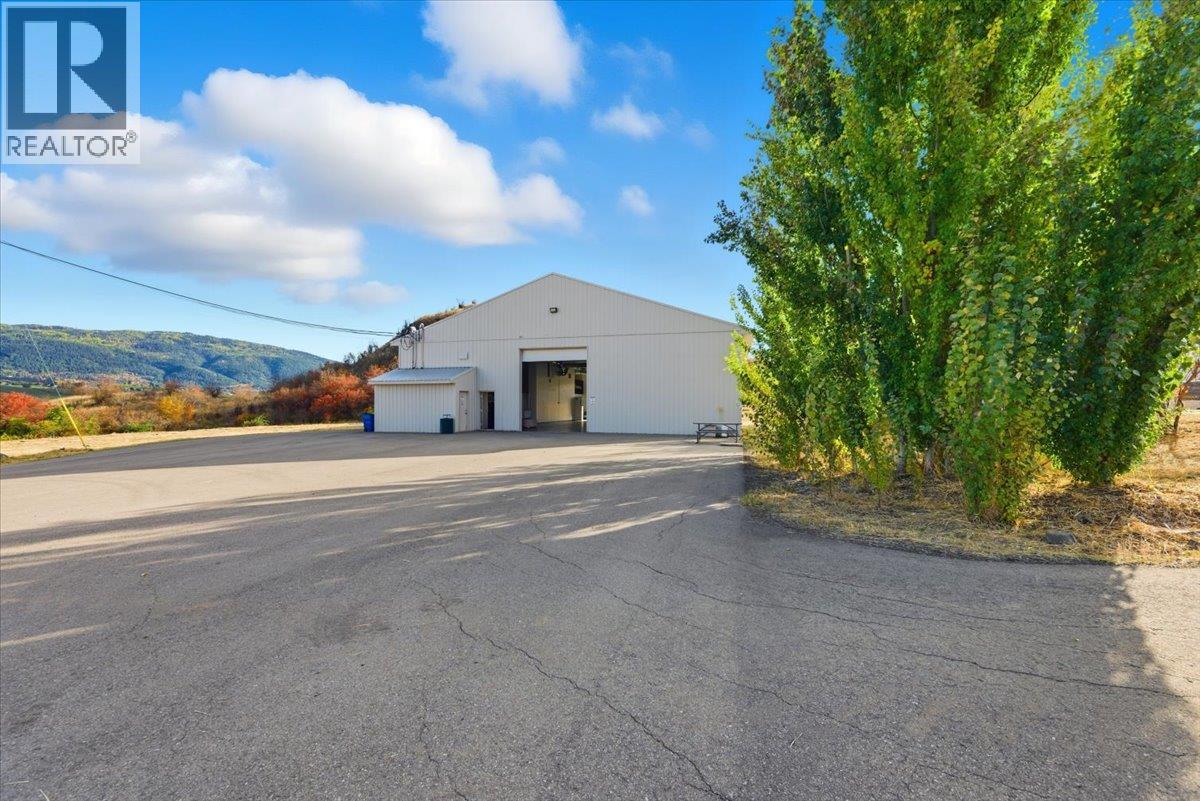 6924 / 6926 Old Kamloops Road, Vernon, British Columbia  V1H 1W1 - Photo 4 - 10366349