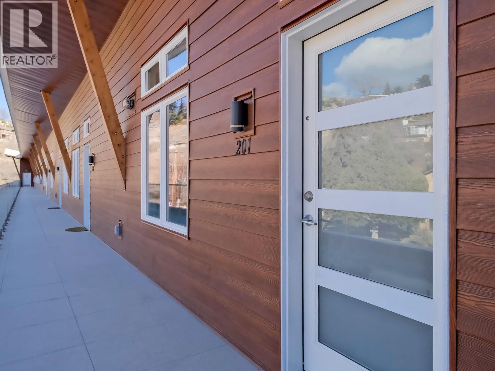 13417 Lakeshore Drive S Unit# 201, Summerland, British Columbia  V0H 1Z1 - Photo 3 - 10367029