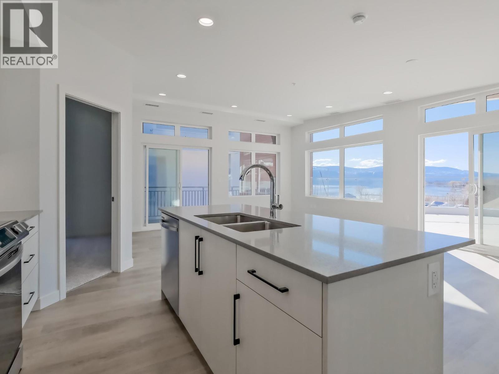 13417 Lakeshore Drive S Unit# 201, Summerland, British Columbia  V0H 1Z1 - Photo 6 - 10367029