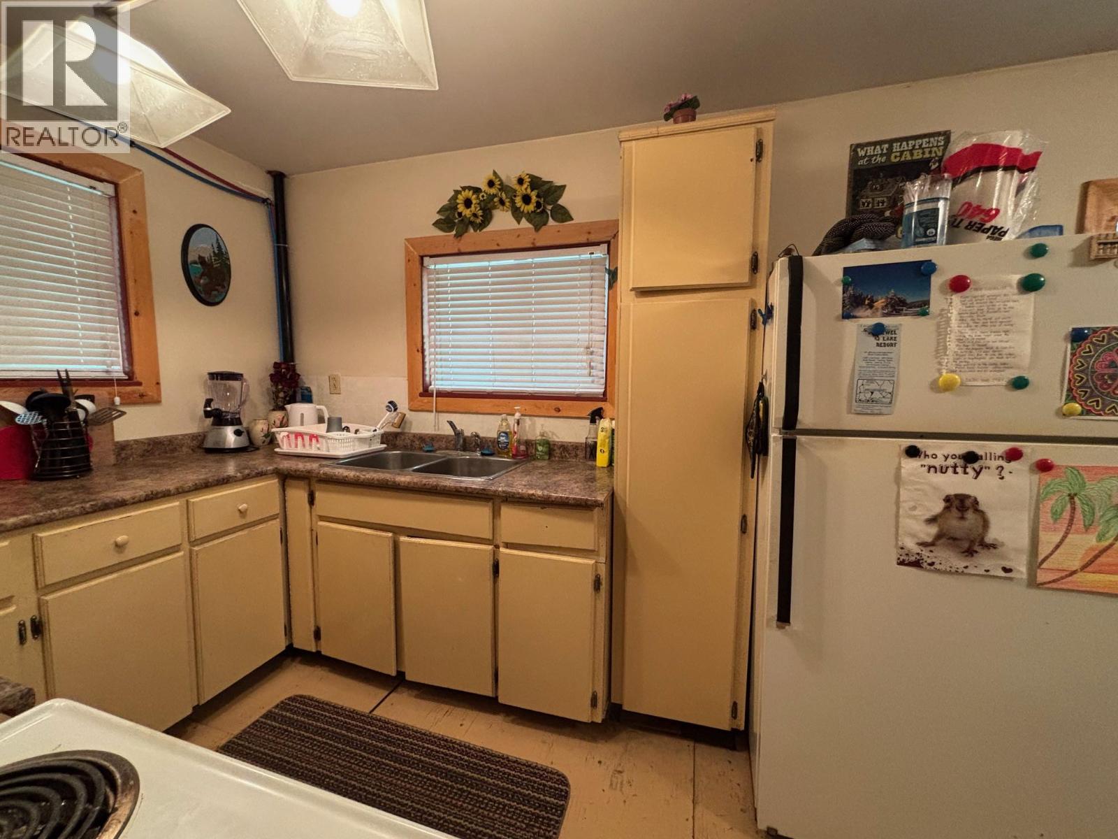 2832 Jewel Lake Road, Jewel Lake, British Columbia  V0H 1J0 - Photo 11 - 10367027