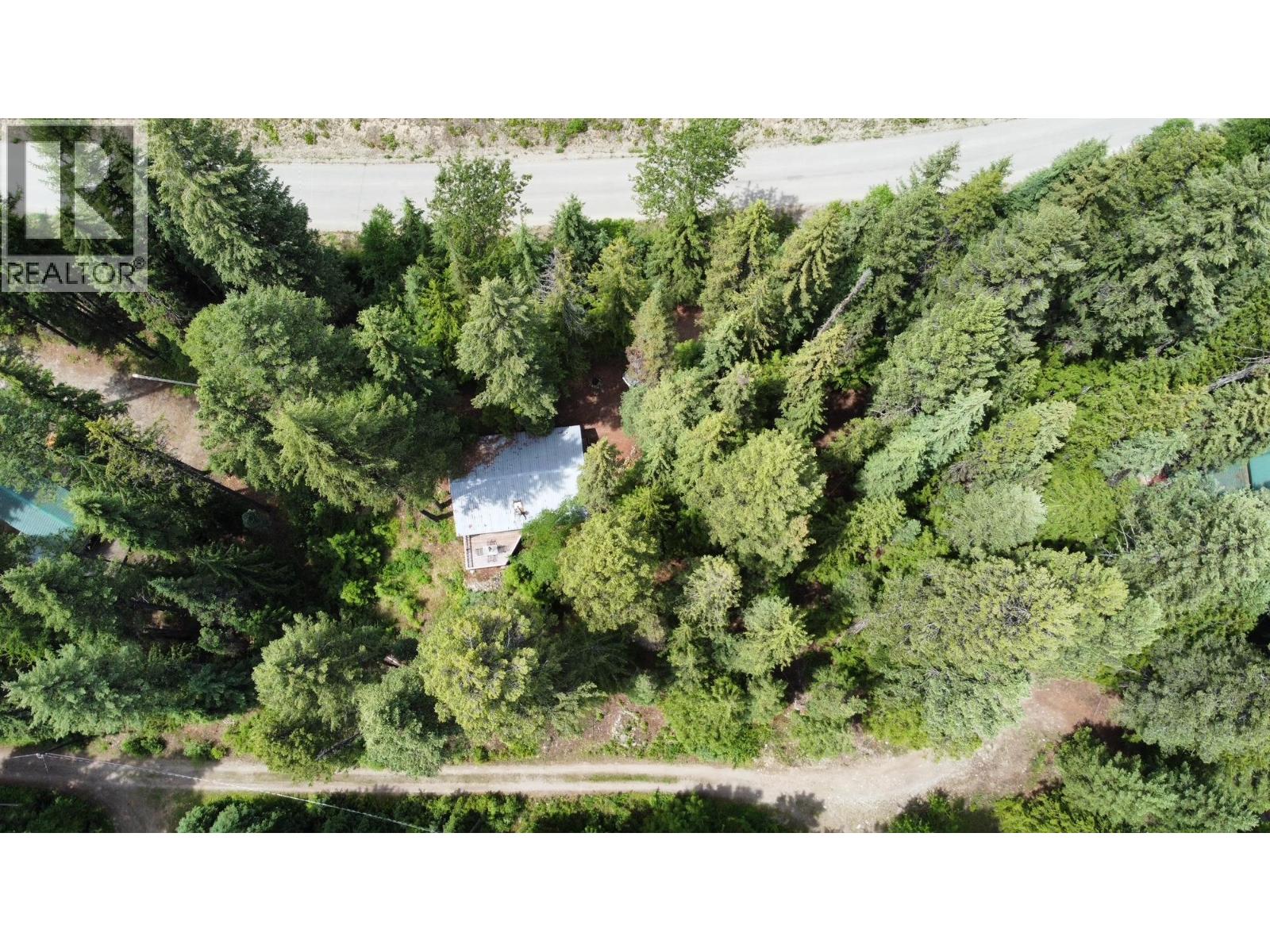 2832 Jewel Lake Road, Jewel Lake, British Columbia  V0H 1J0 - Photo 17 - 10367027