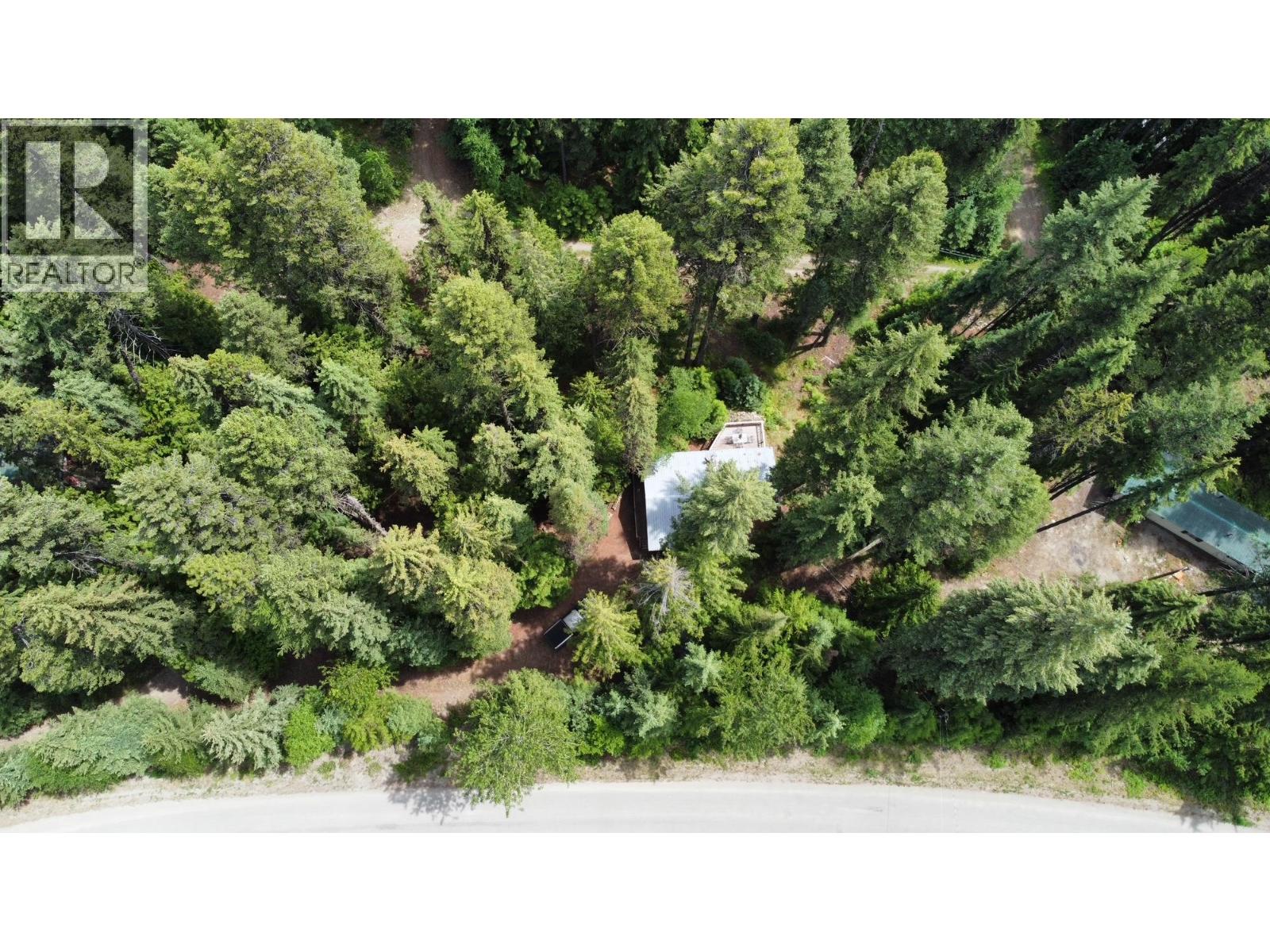 2832 Jewel Lake Road, Jewel Lake, British Columbia  V0H 1J0 - Photo 18 - 10367027