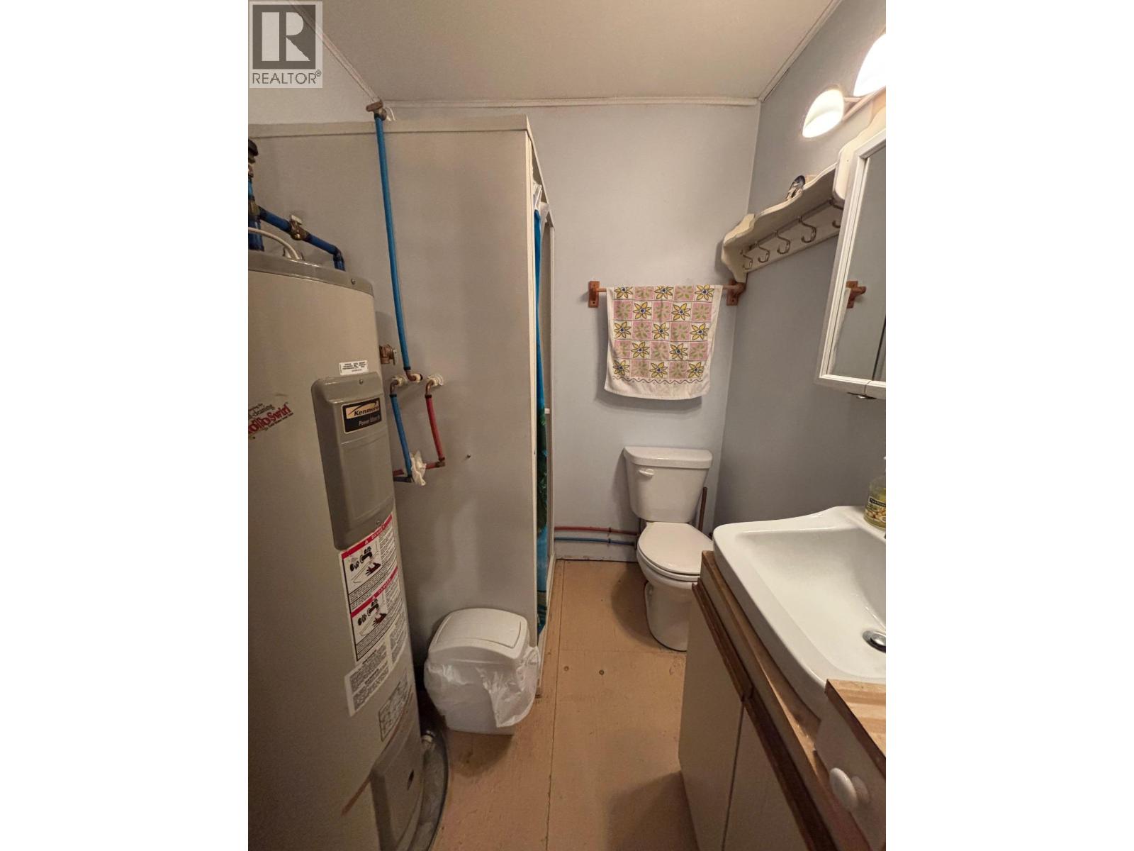 2832 Jewel Lake Road, Jewel Lake, British Columbia  V0H 1J0 - Photo 24 - 10367027