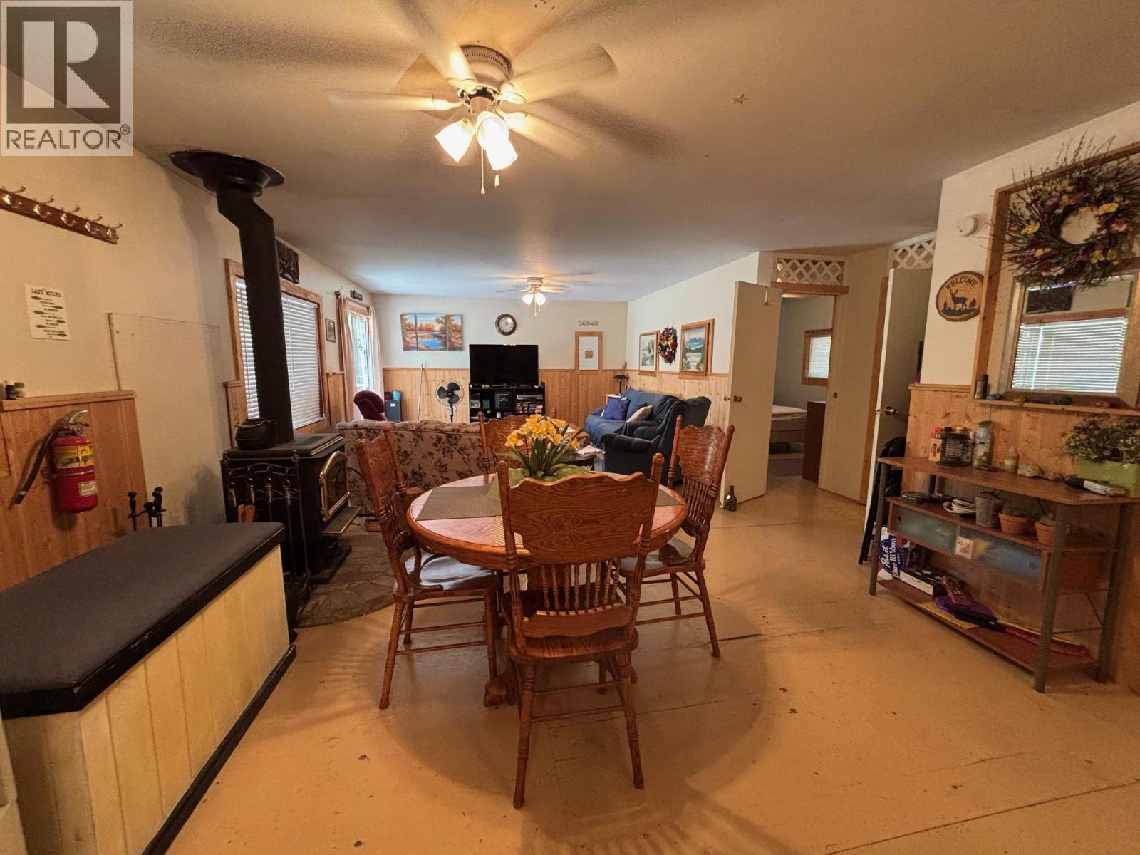 2832 Jewel Lake Road, Jewel Lake, British Columbia  V0H 1J0 - Photo 9 - 10367027