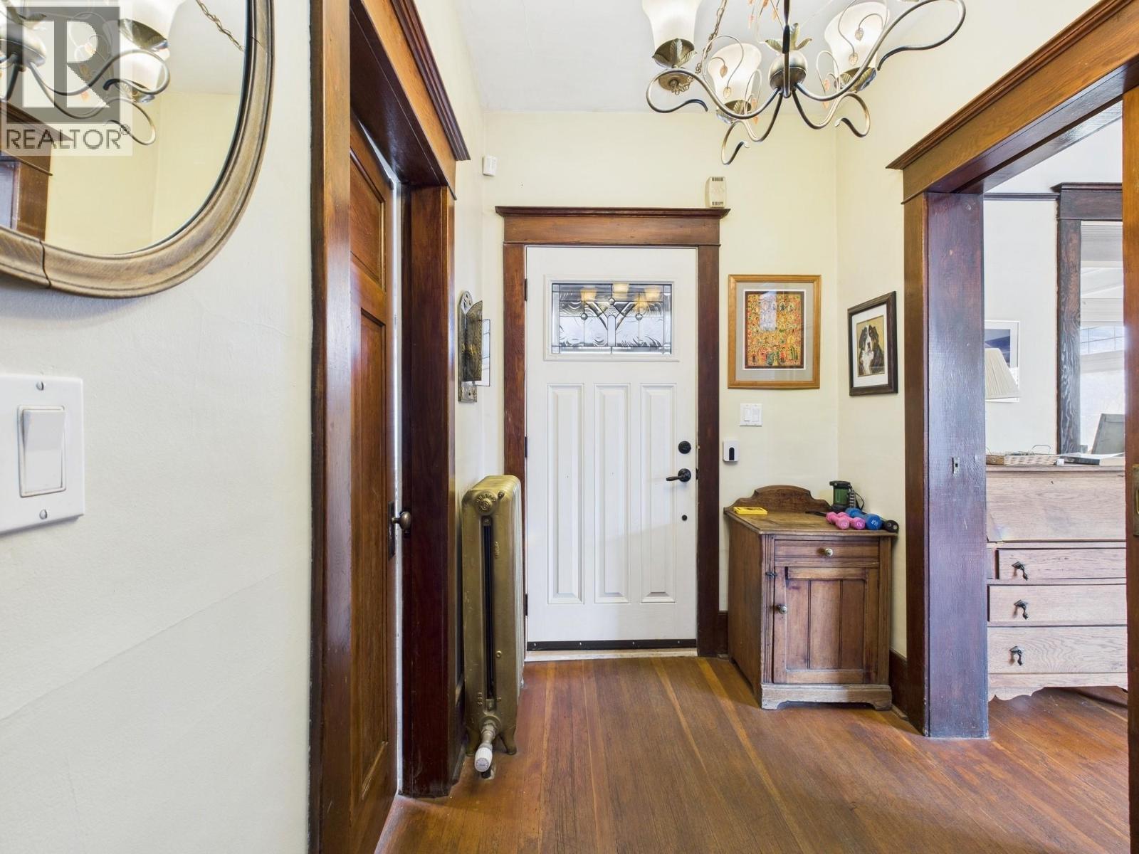 555 School Avenue, Oliver, British Columbia  V0H 1T0 - Photo 19 - 10367036