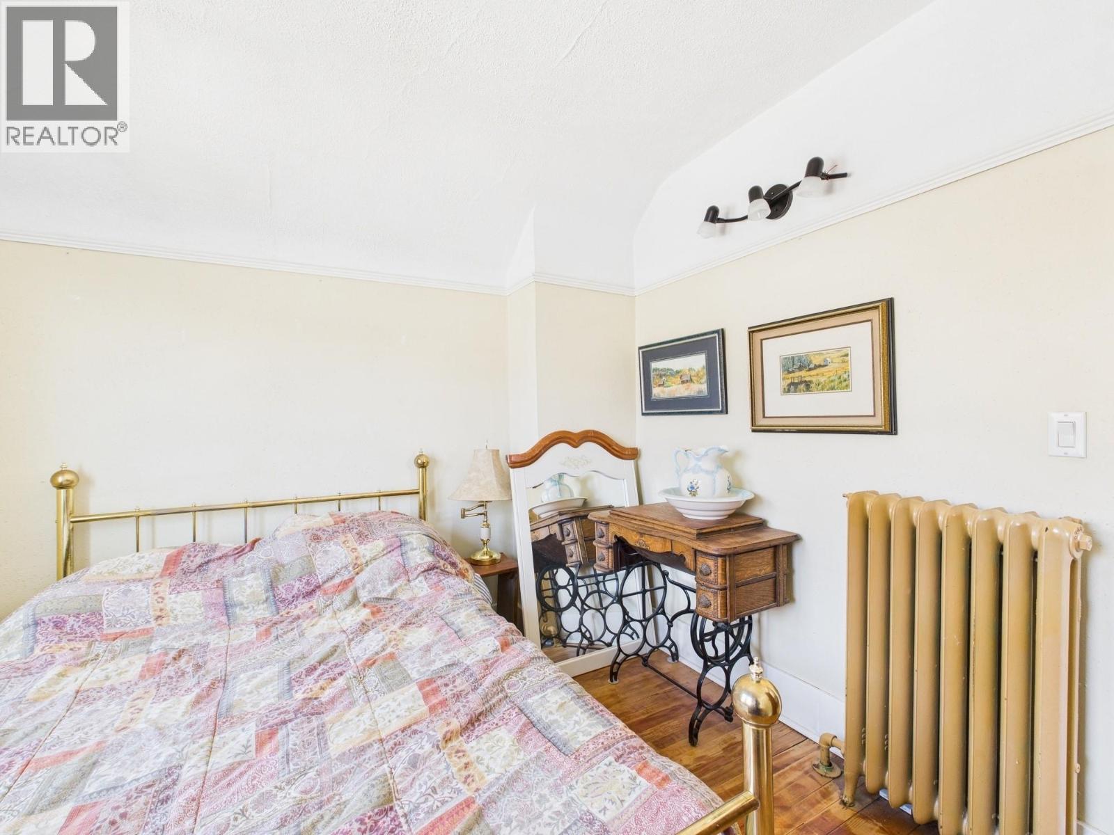 555 School Avenue, Oliver, British Columbia  V0H 1T0 - Photo 24 - 10367036