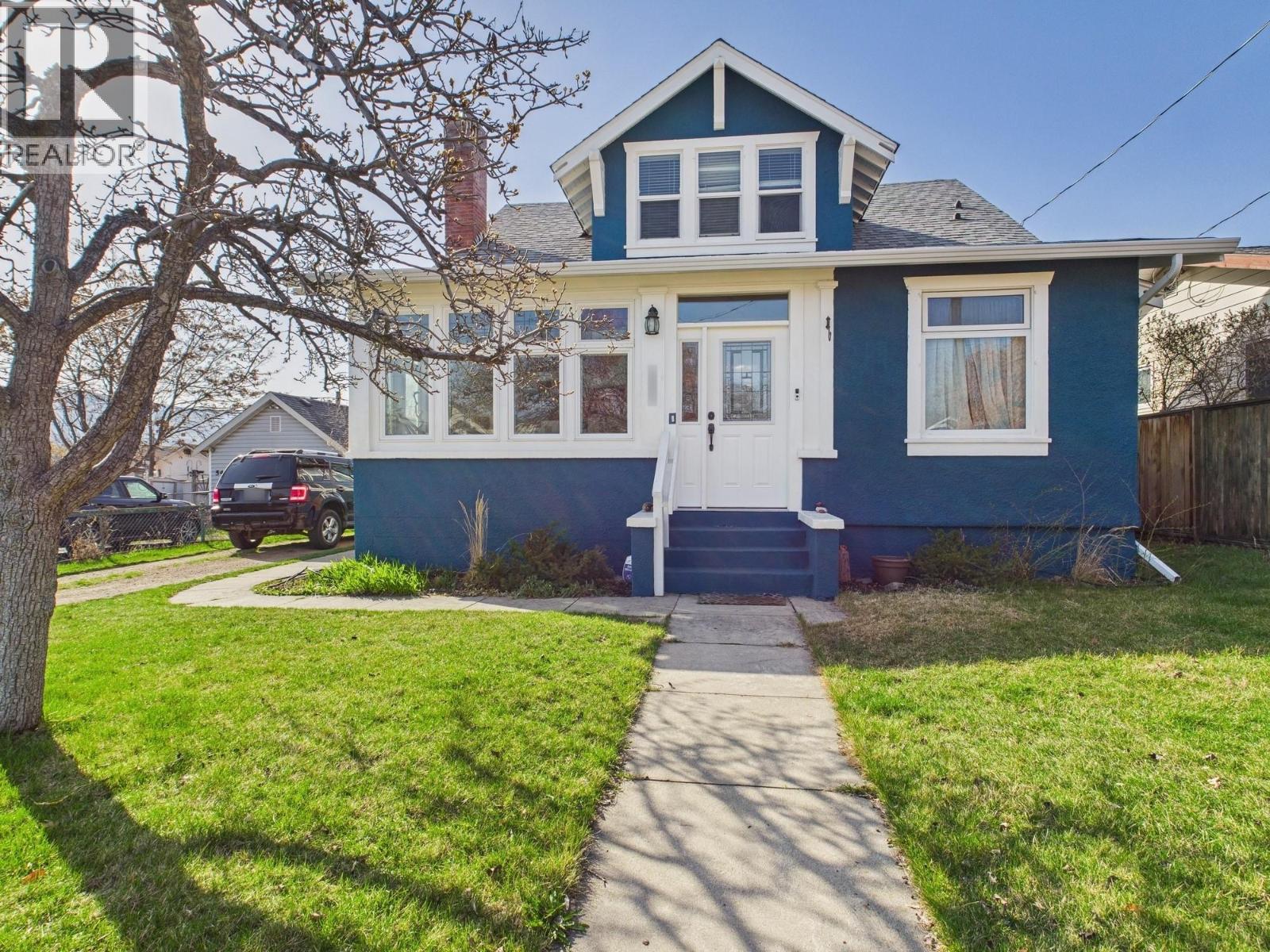 555 School Avenue, Oliver, British Columbia  V0H 1T0 - Photo 3 - 10367036