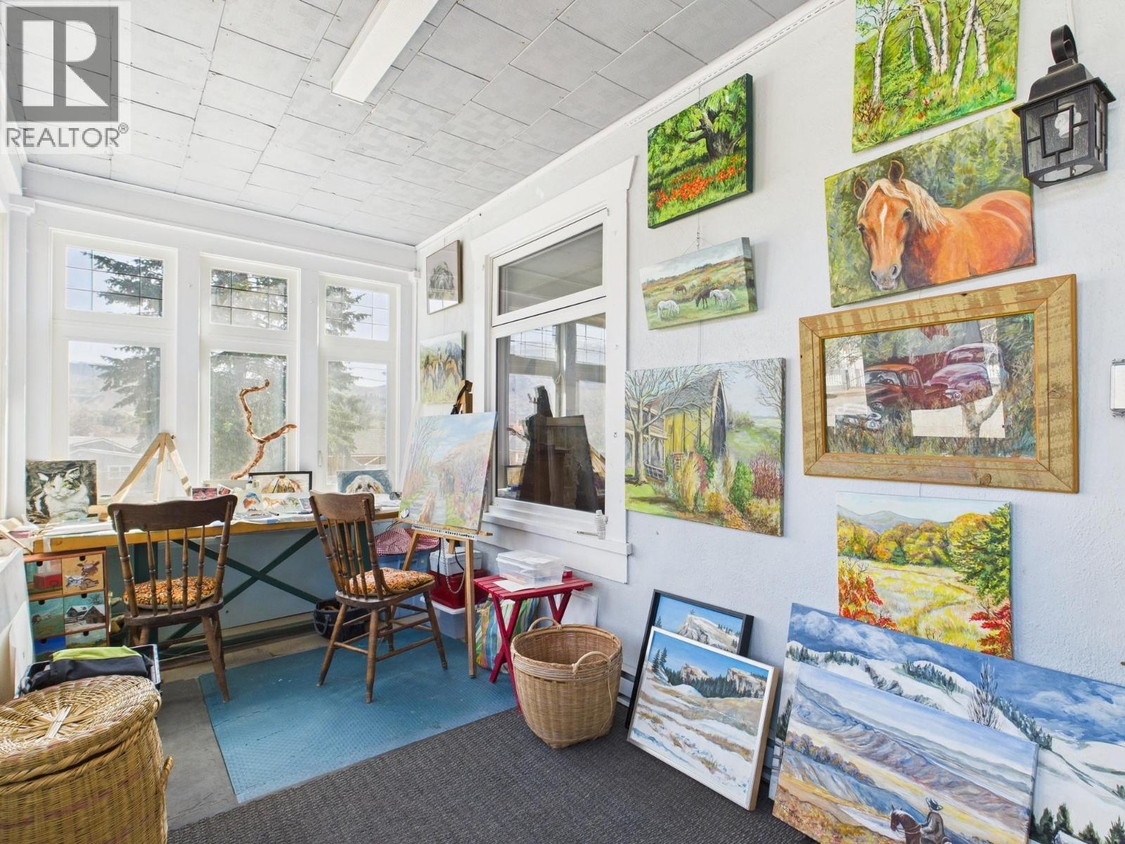 555 School Avenue, Oliver, British Columbia  V0H 1T0 - Photo 31 - 10367036