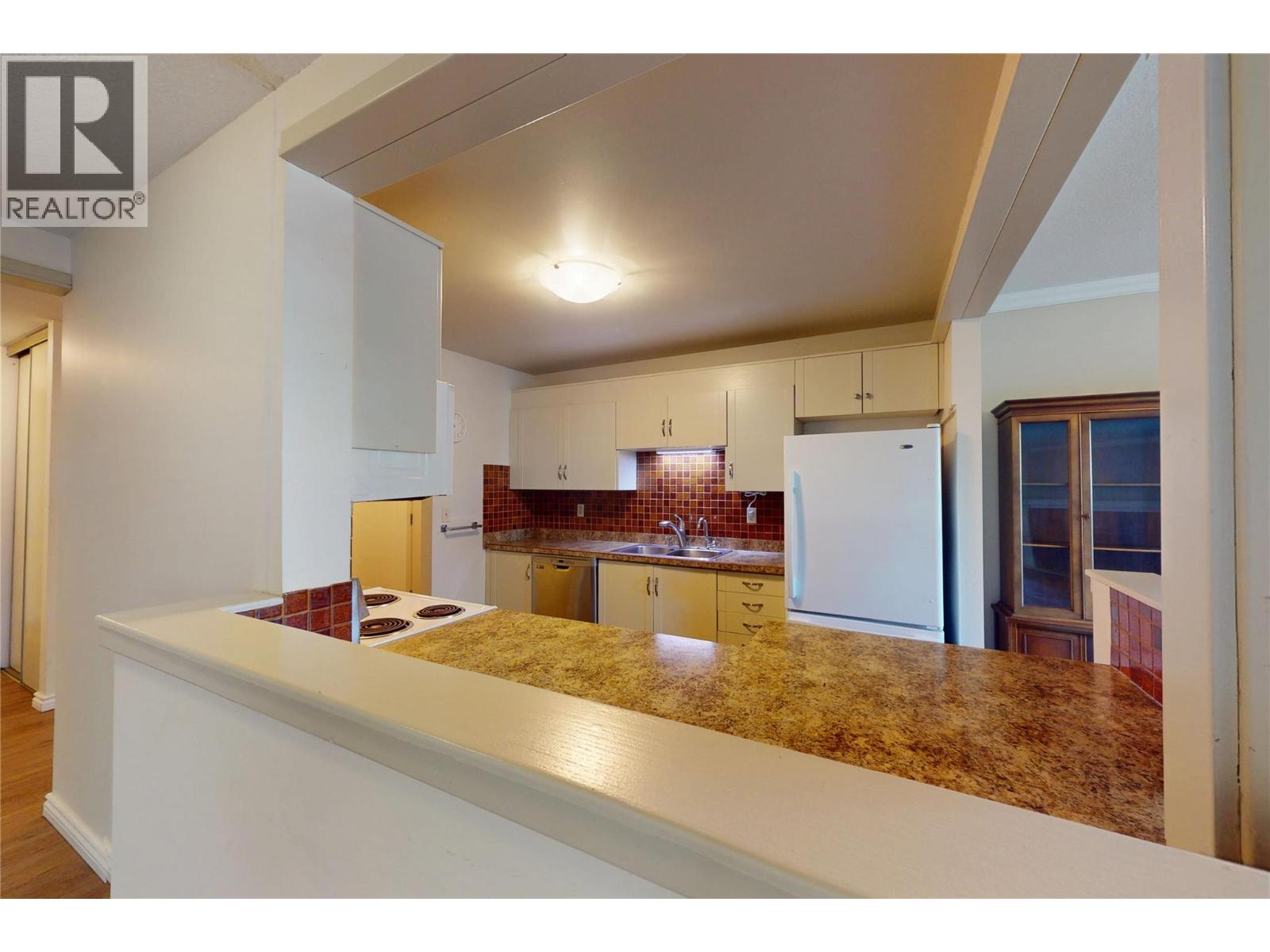 1075 Bernard Avenue Unit# 114, Kelowna, British Columbia  V1Y 6P7 - Photo 17 - 10366905