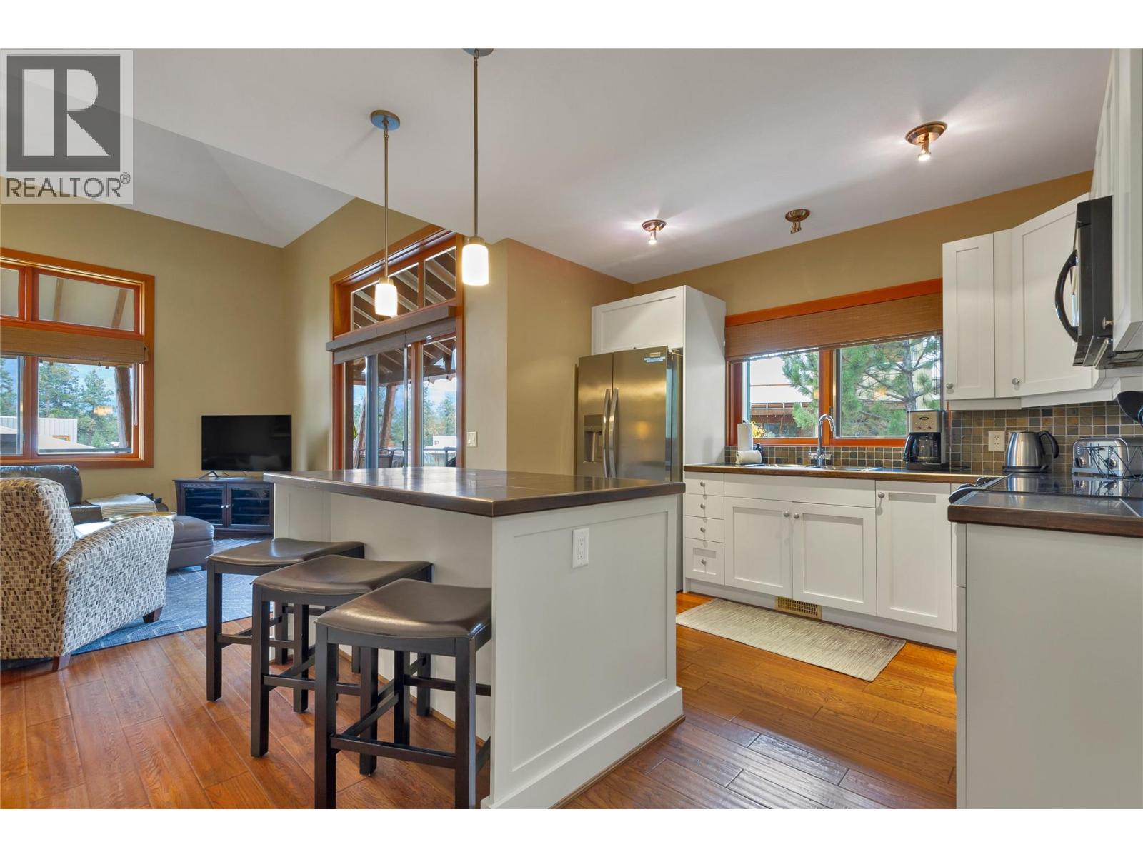 9845 Eastside Road Unit# 87, Vernon, British Columbia  V1H 1Z2 - Photo 11 - 10367025