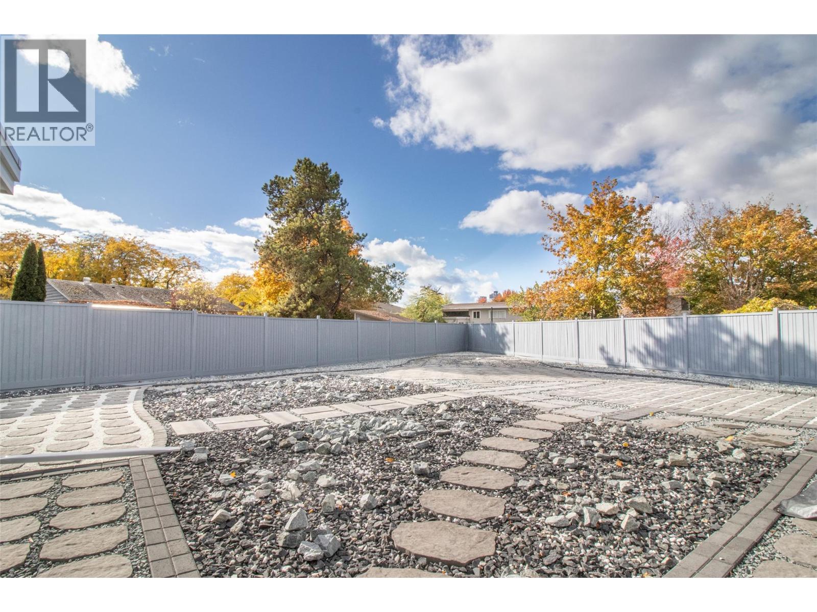 1352 Alder Court, Kelowna, British Columbia  V1Y 3P9 - Photo 36 - 10366891