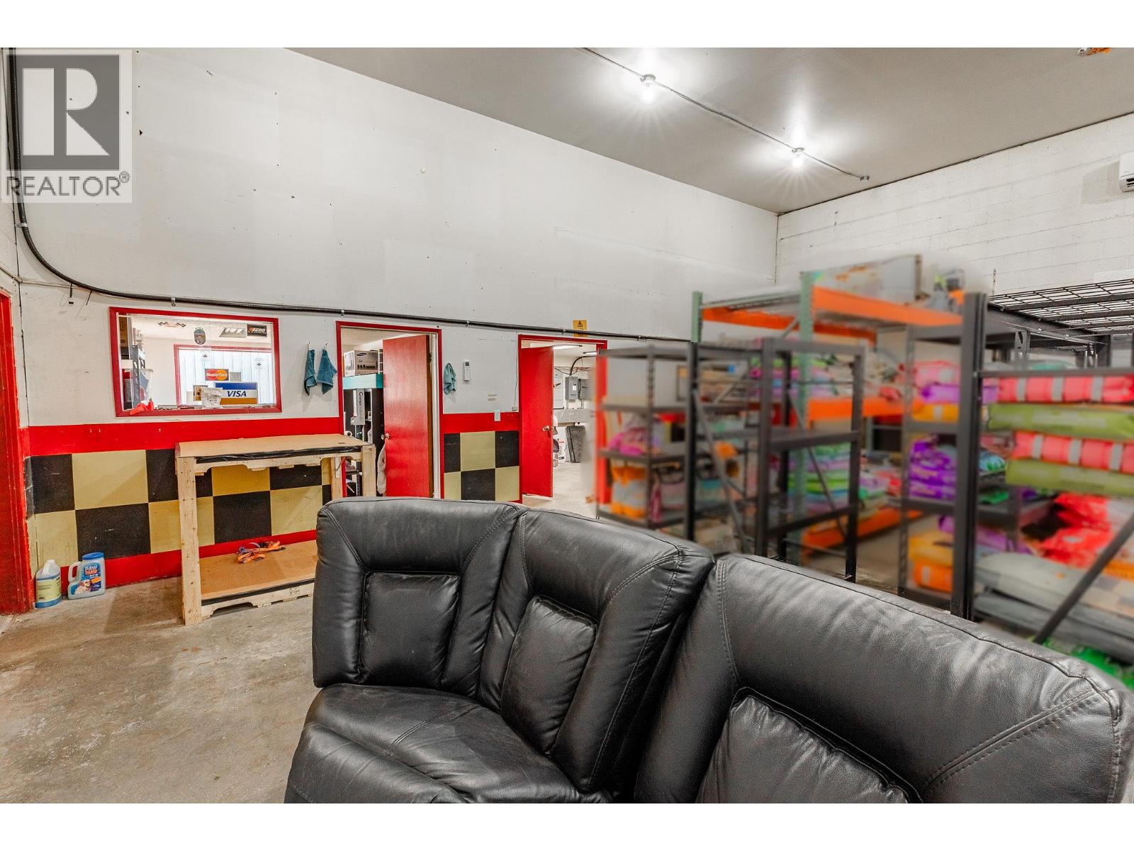 3211 Highway 3, Erickson, British Columbia  V0B 1G1 - Photo 12 - 10366319