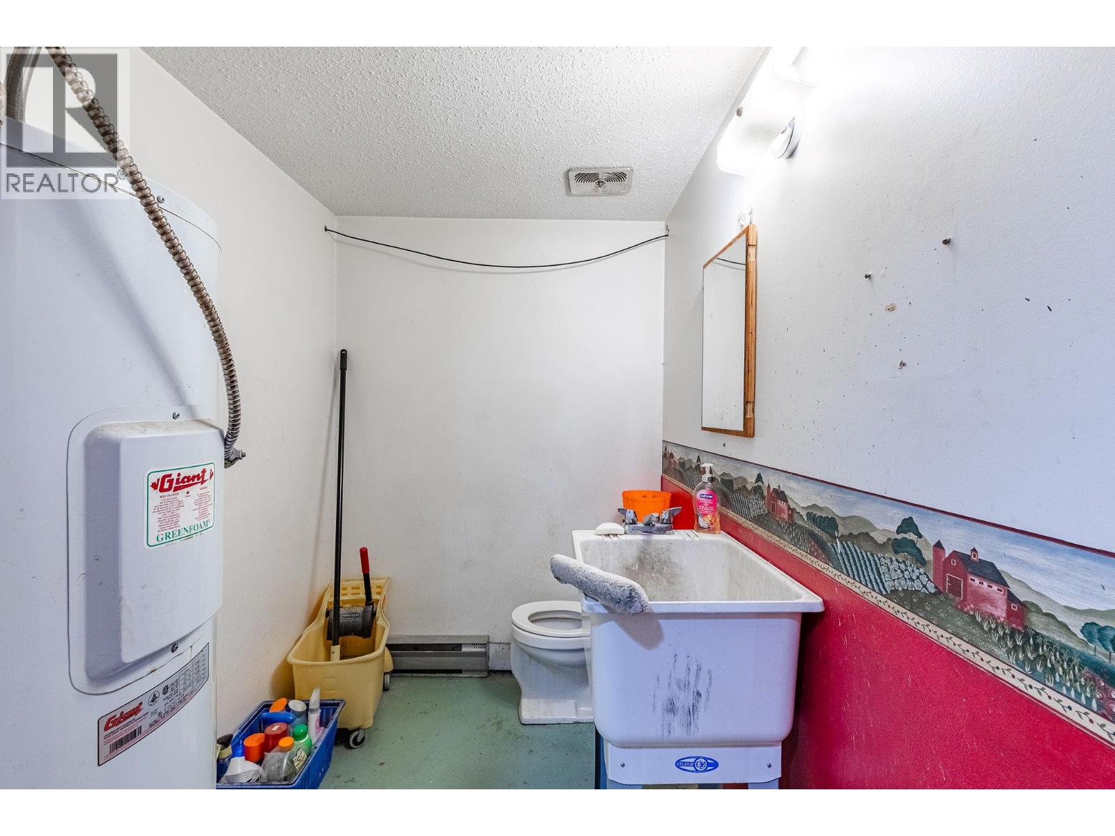 3211 Highway 3, Erickson, British Columbia  V0B 1G1 - Photo 15 - 10366319