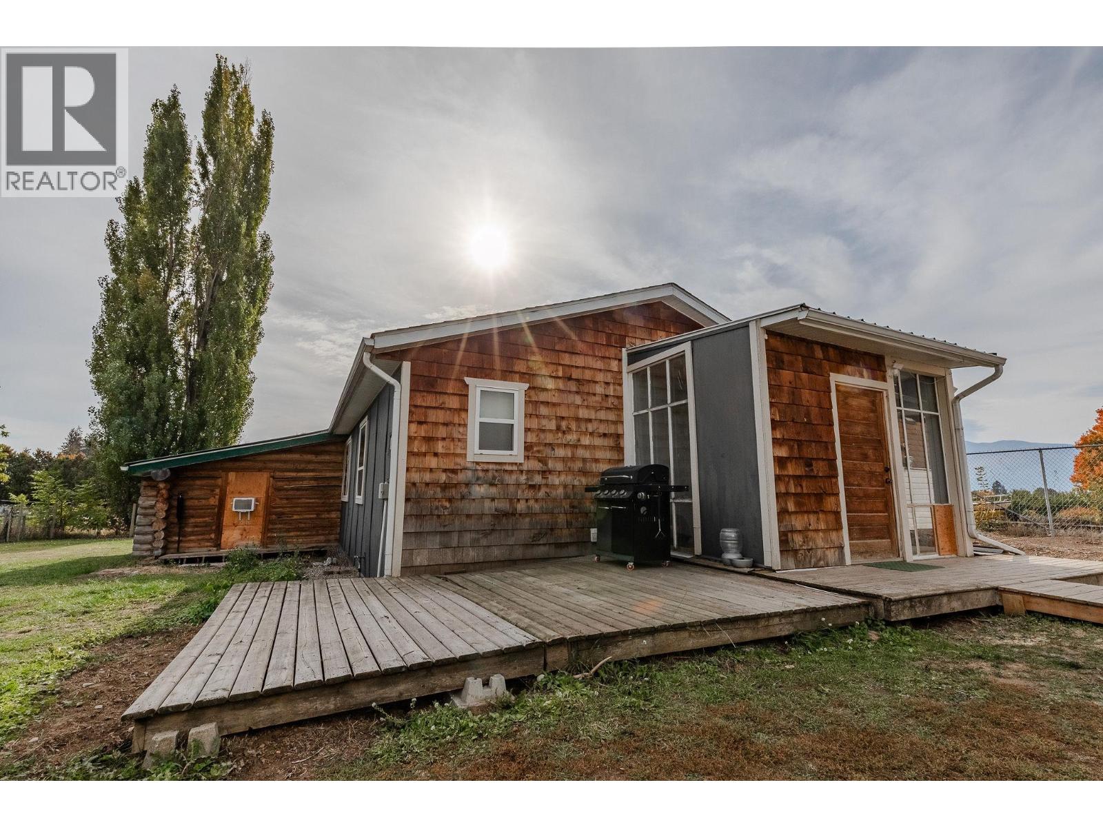 3211 Highway 3, Erickson, British Columbia  V0B 1G1 - Photo 25 - 10366319